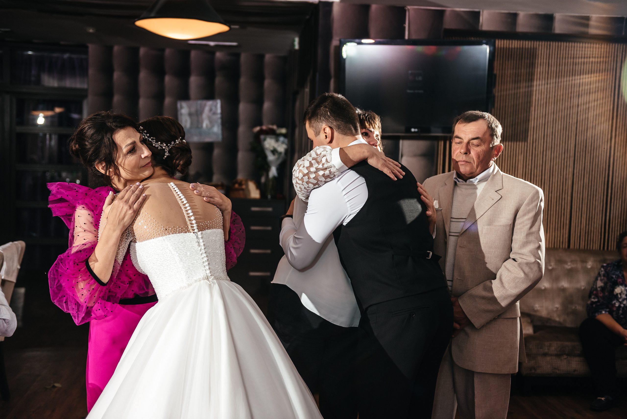 Юлія та Сергій (анонс). Весільний та сімейний фотограф Україна