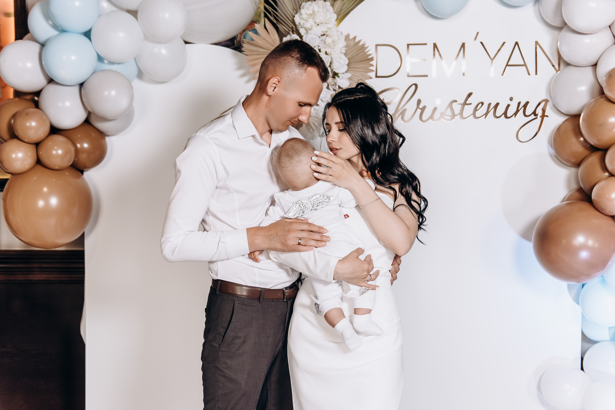 Хрещення Дем"яна. Весільний та сімейний фотограф Україна