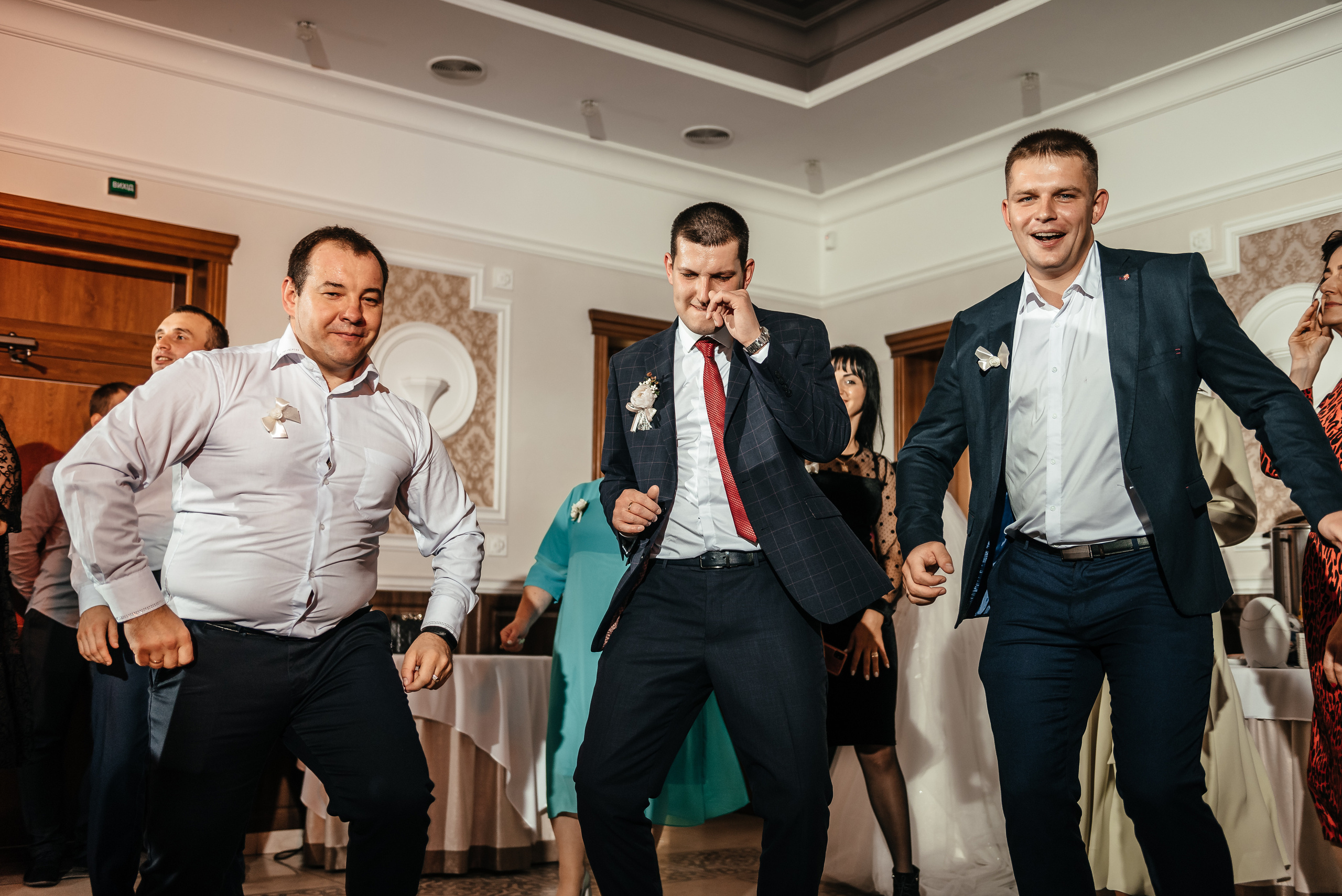 Аня та Кирил весілля. Весільний та сімейний фотограф Україна