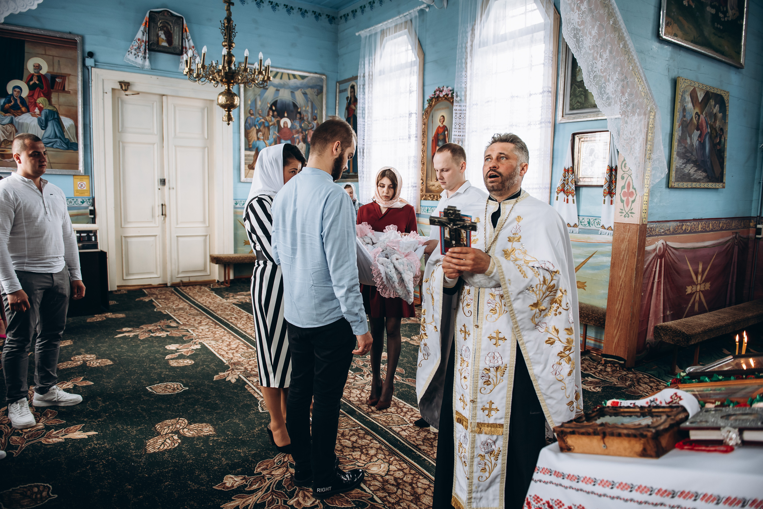 Таінство хрещення. Весільний та сімейний фотограф Україна