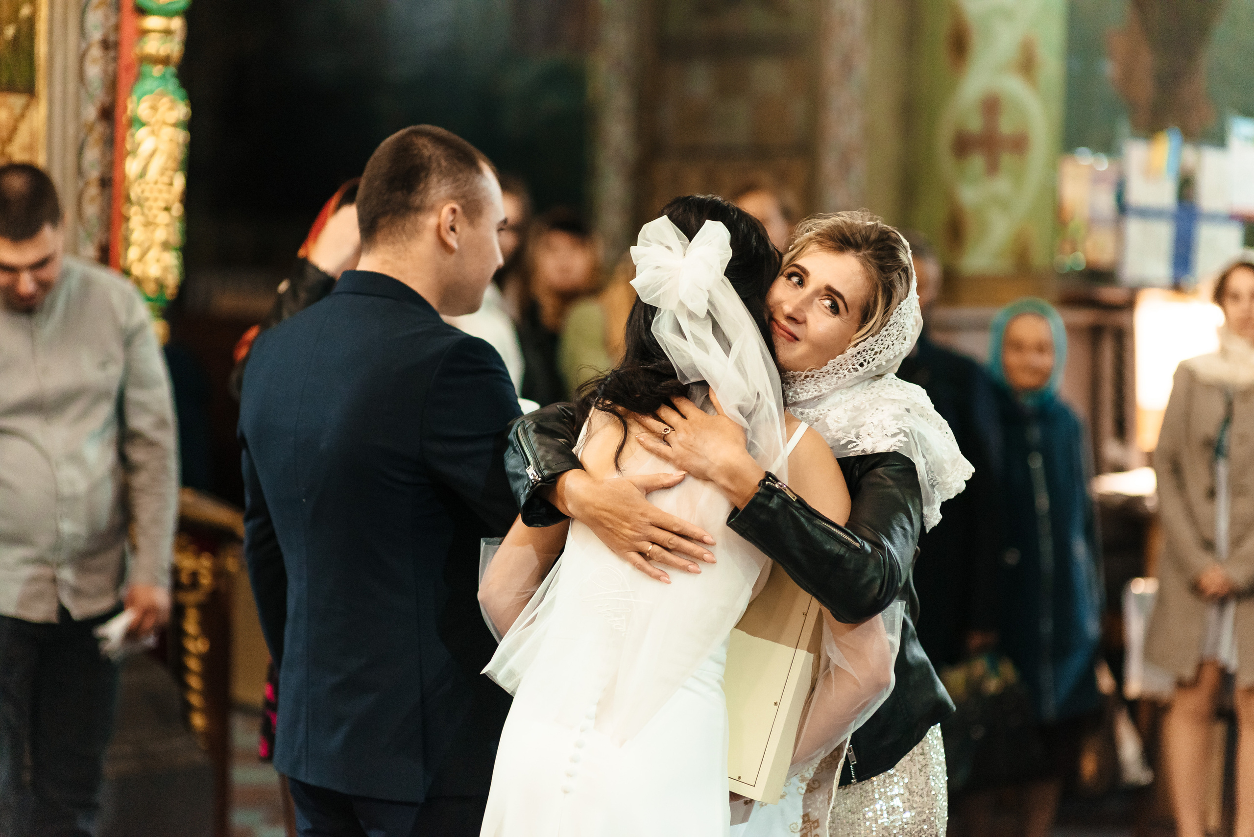 Вінчання Вікторіі та Валерія. Весільний та сімейний фотограф Україна