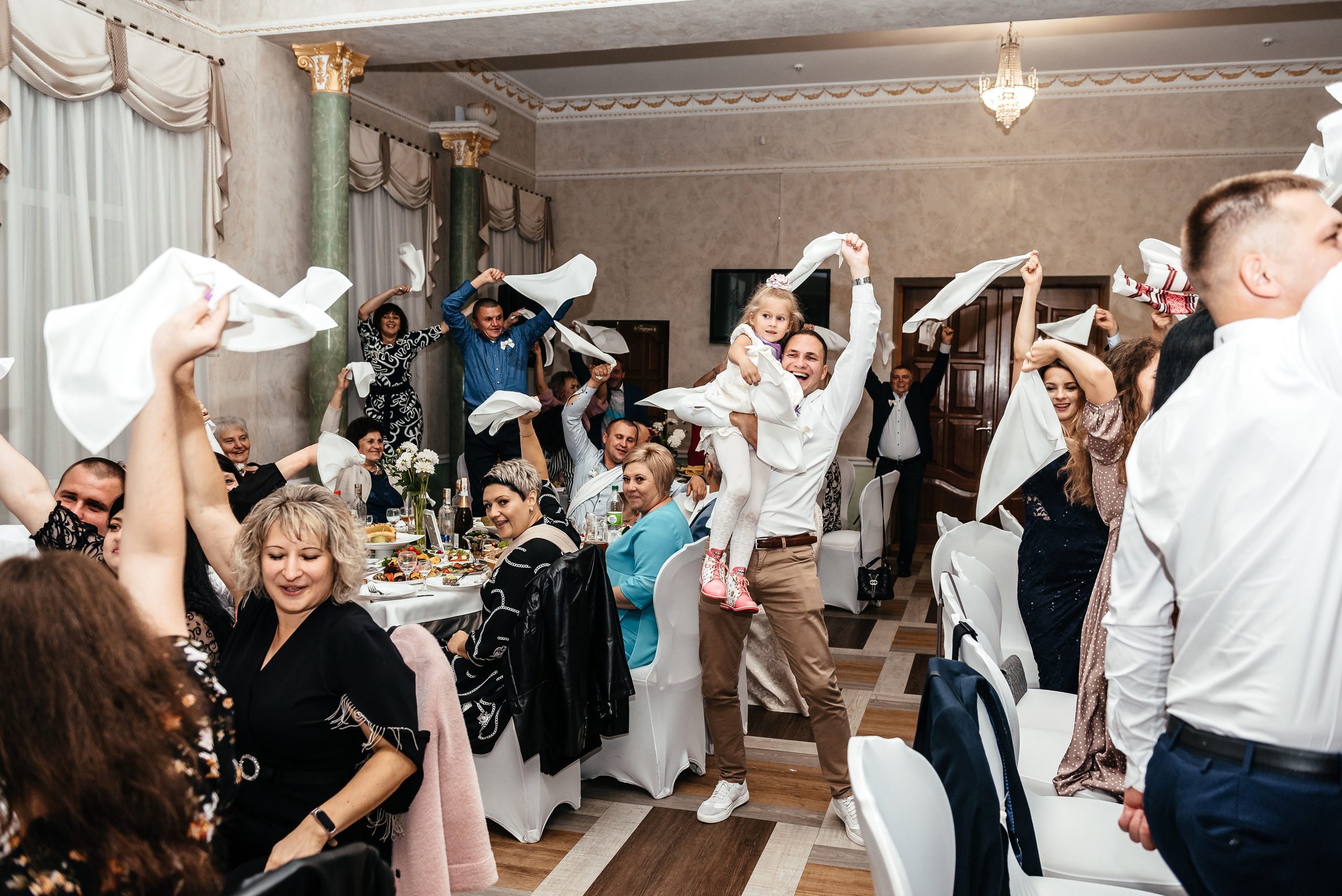 Аня та Кирил весілля. Весільний та сімейний фотограф Україна