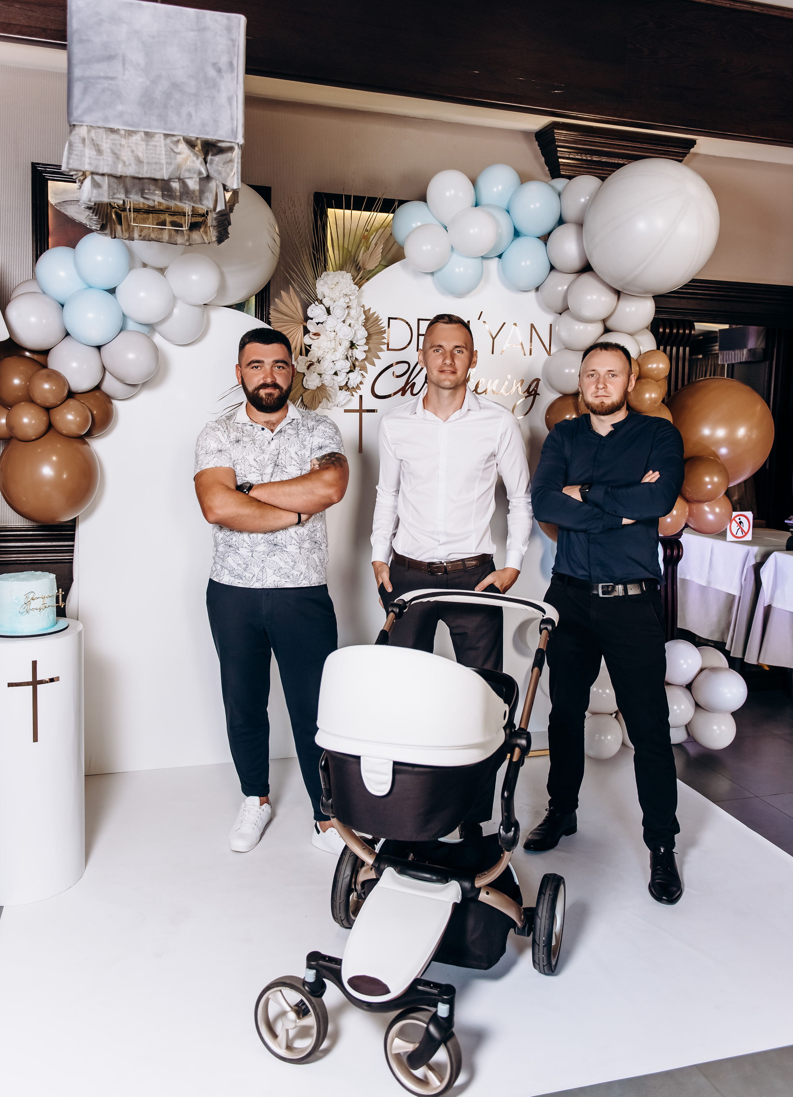 Хрещення Дем"яна. Весільний та сімейний фотограф Україна