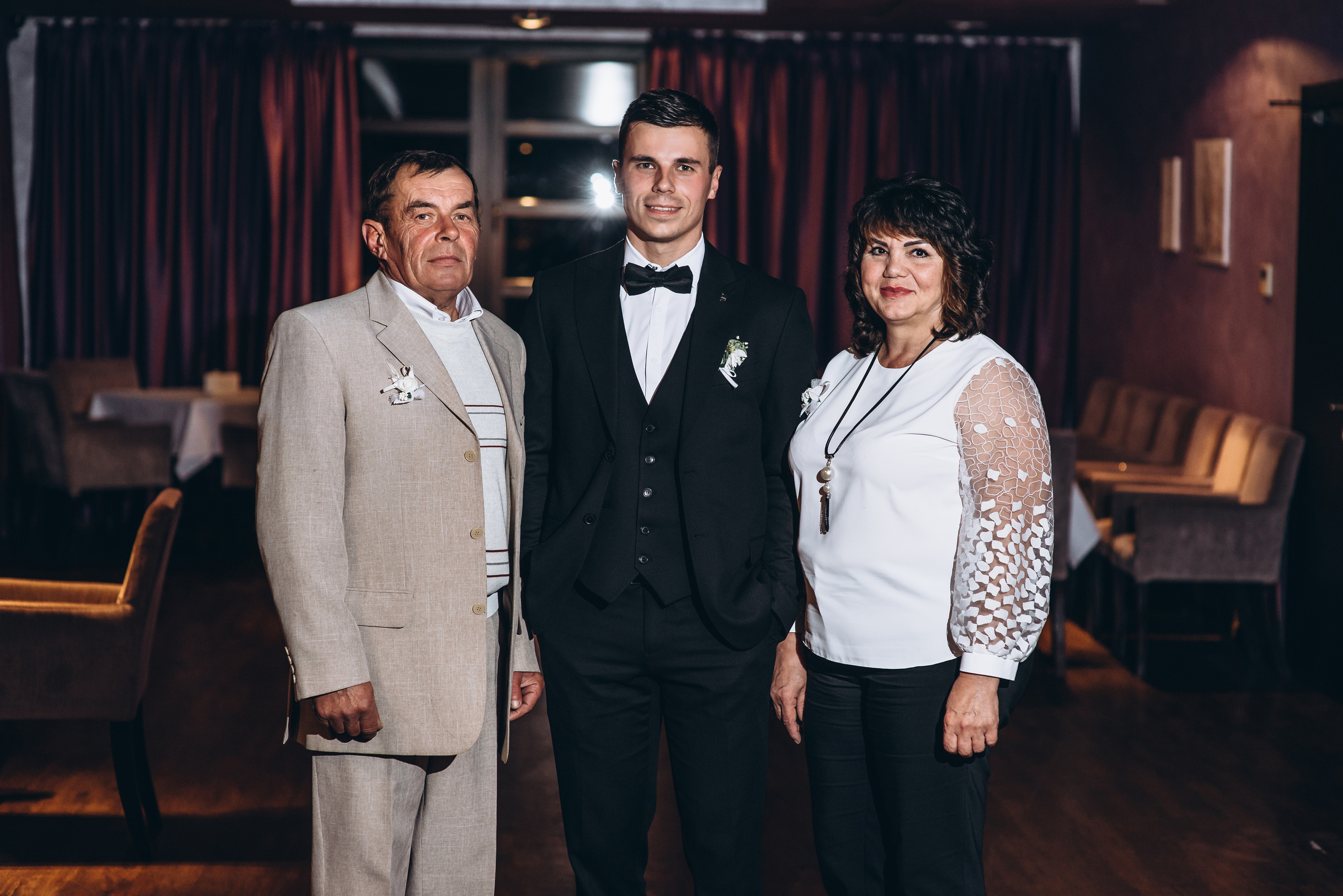 Юлія та Сергій (анонс). Весільний та сімейний фотограф Україна