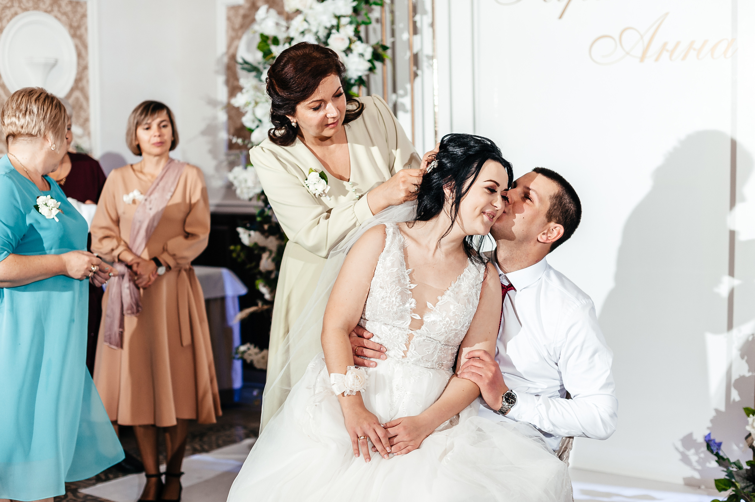 Аня та Кирил весілля. Весільний та сімейний фотограф Україна