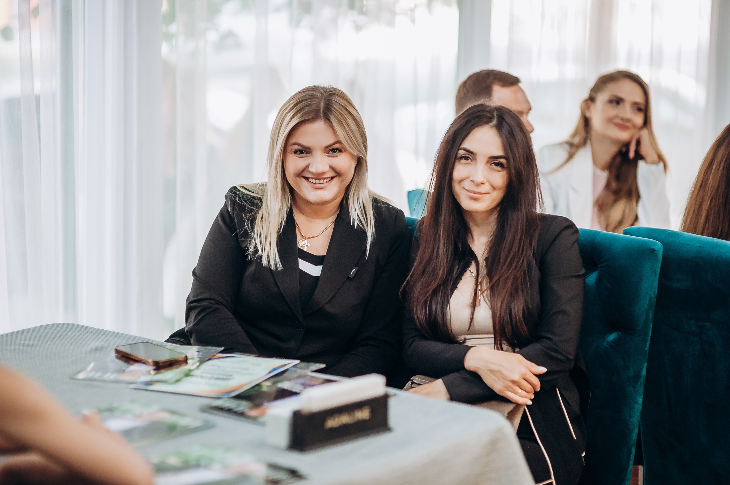 Журнал «Рівняни». Весільний та сімейний фотограф Україна