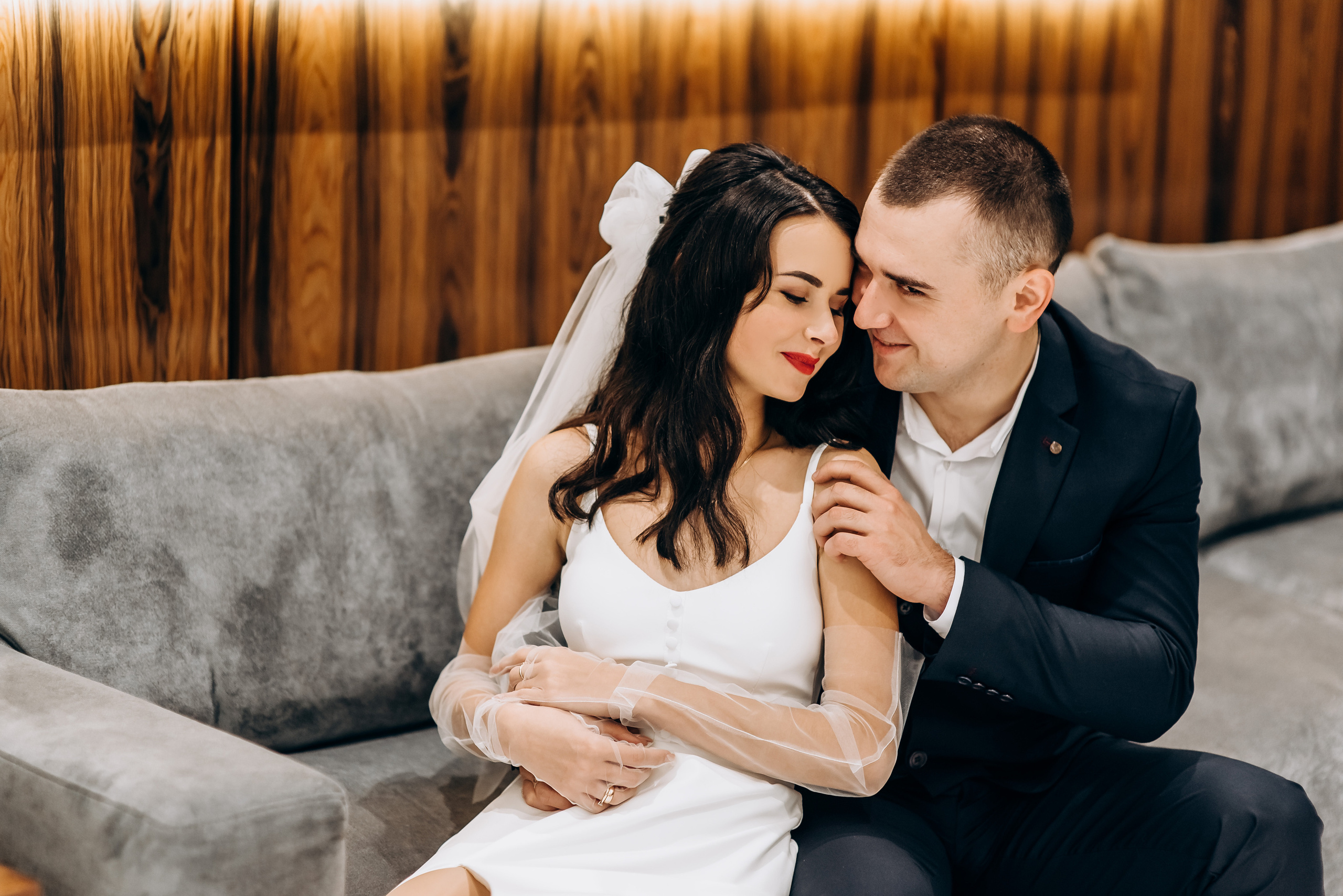 Вінчання Вікторіі та Валерія. Весільний та сімейний фотограф Україна