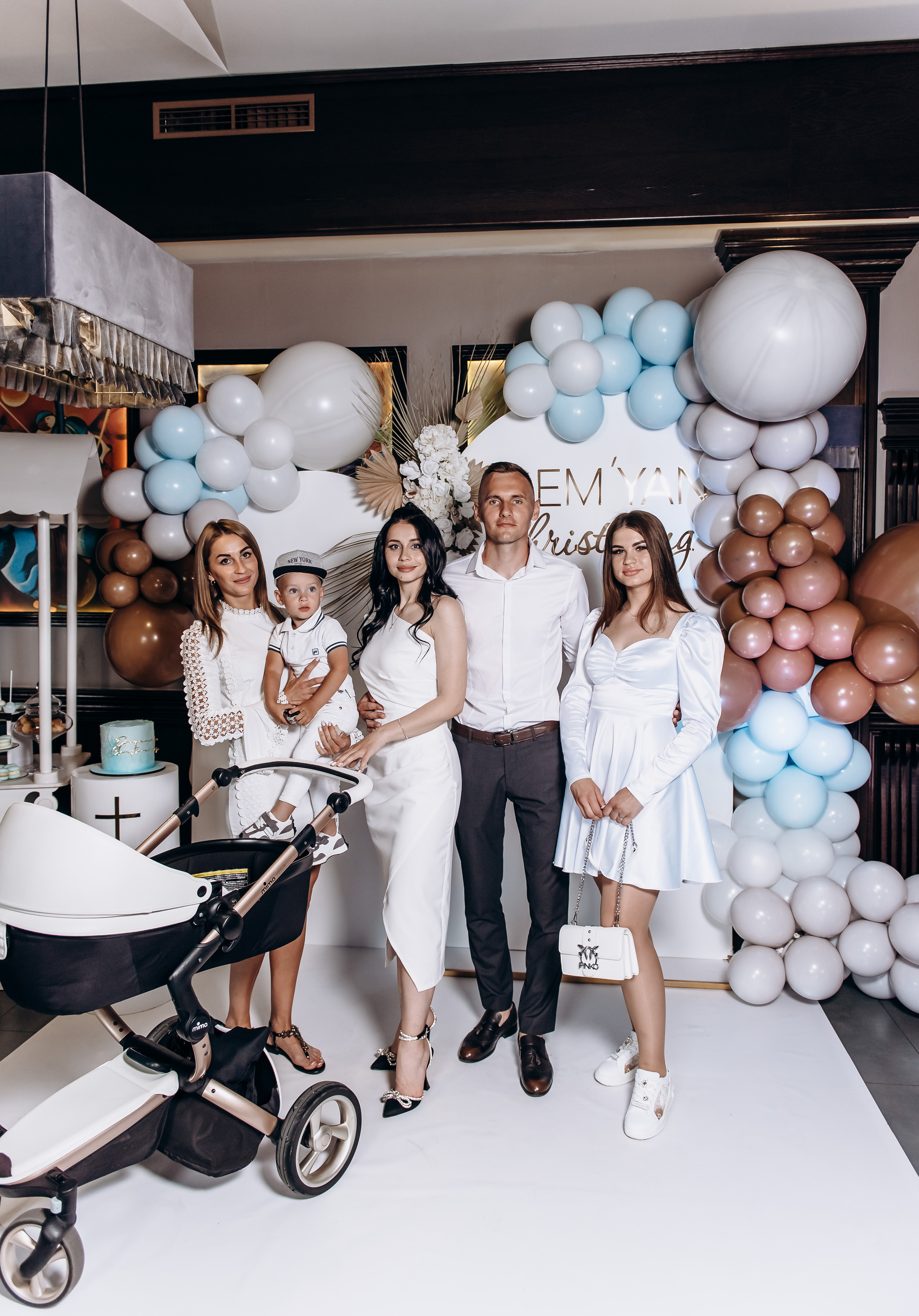 Хрещення Дем"яна. Весільний та сімейний фотограф Україна