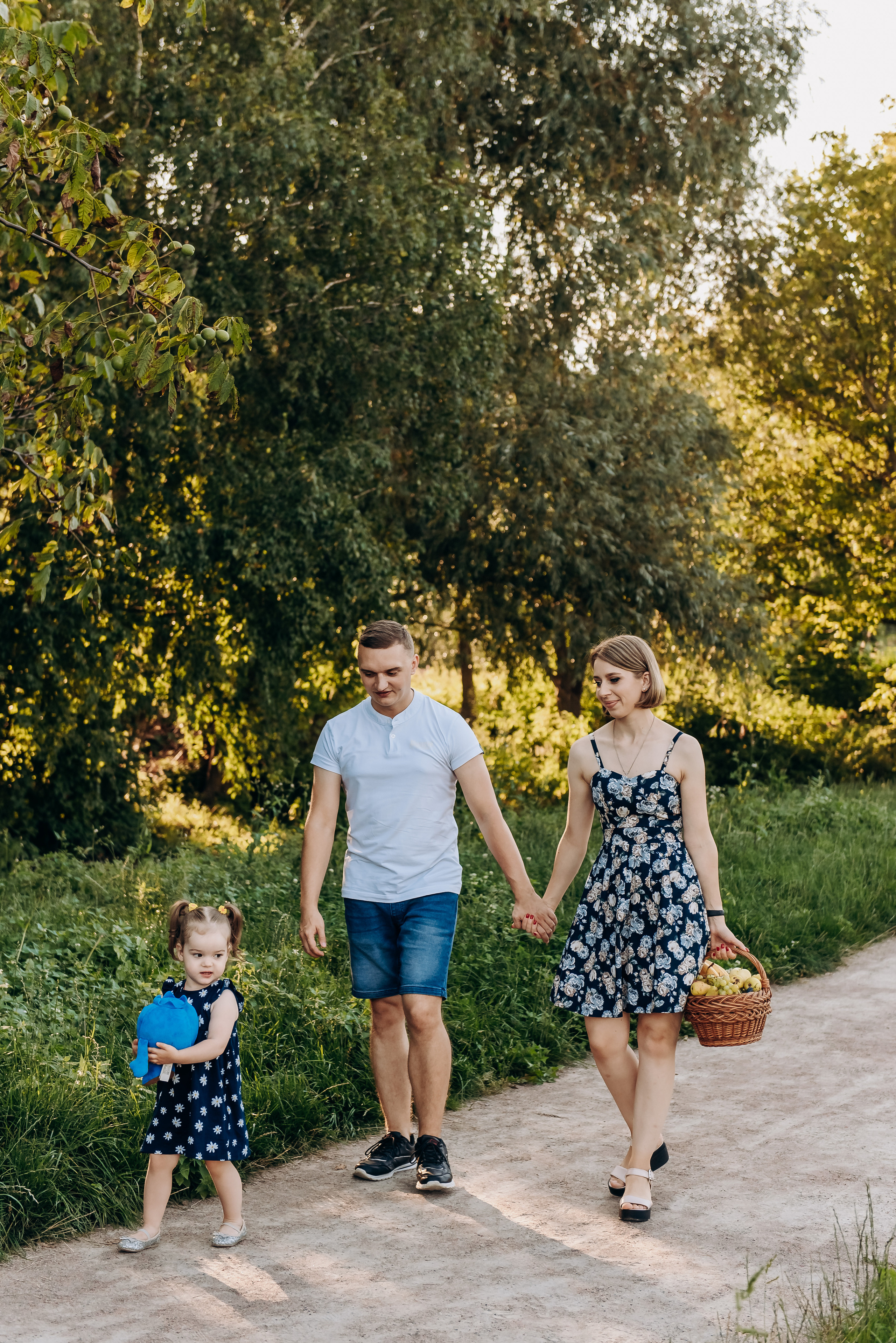 Надія сім"я. Весільний та сімейний фотограф Україна