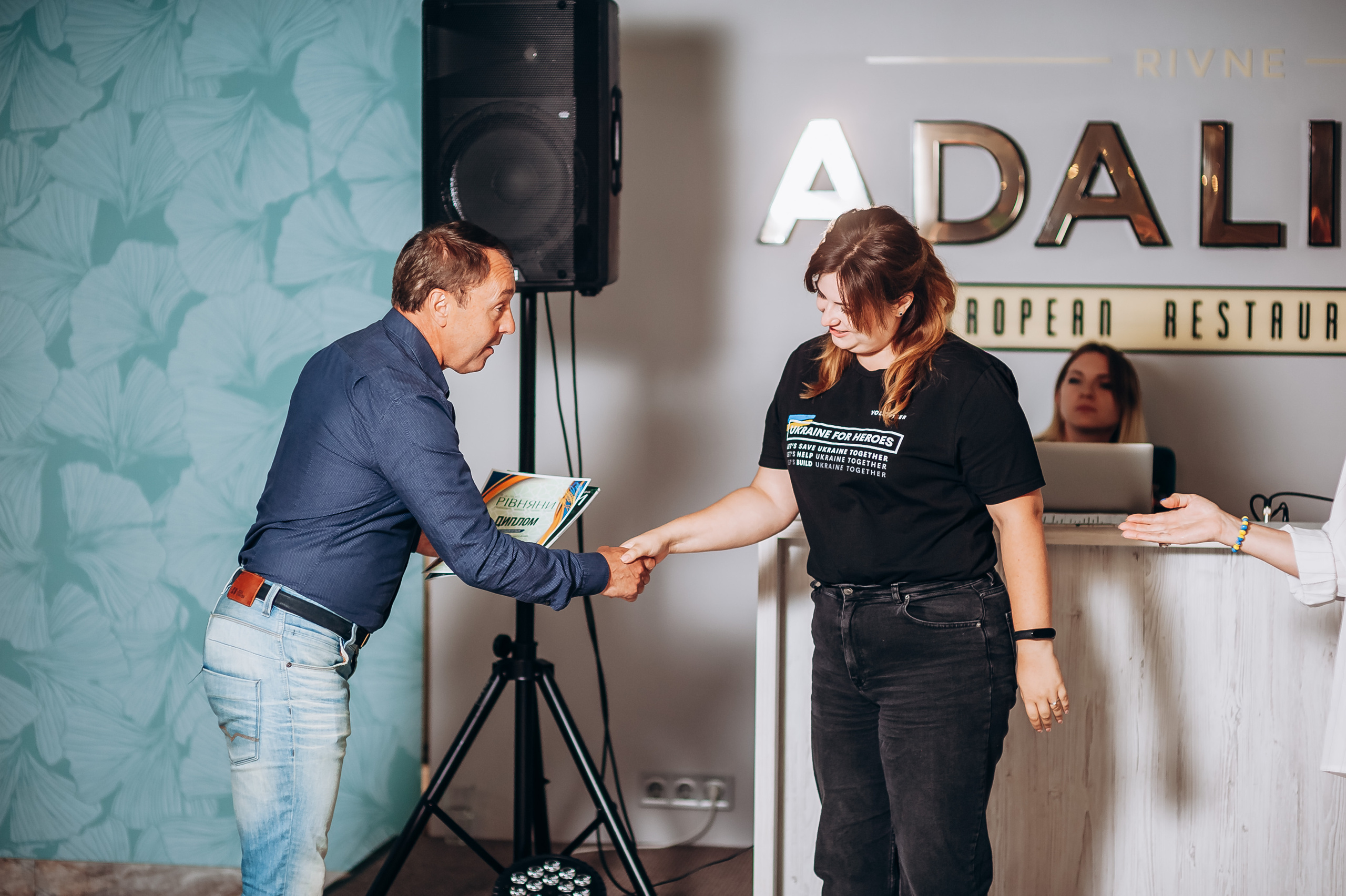 Журнал «Рівняни». Весільний та сімейний фотограф Україна