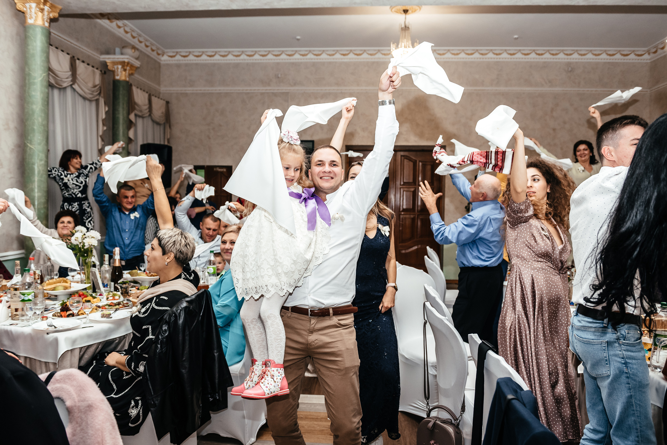 Аня та Кирил весілля. Весільний та сімейний фотограф Україна