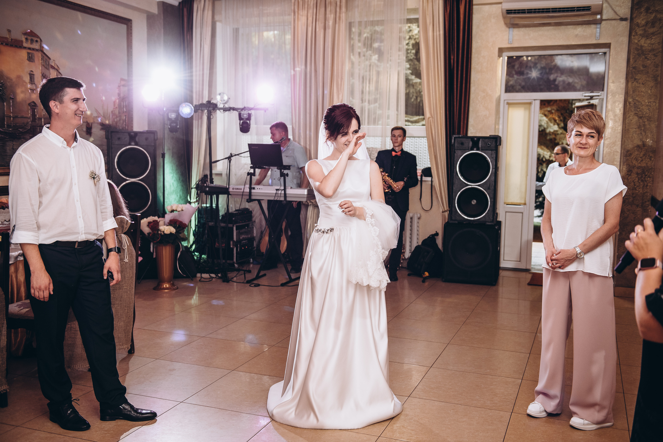 Весілля Юліі та Вови. Весільний та сімейний фотограф Україна