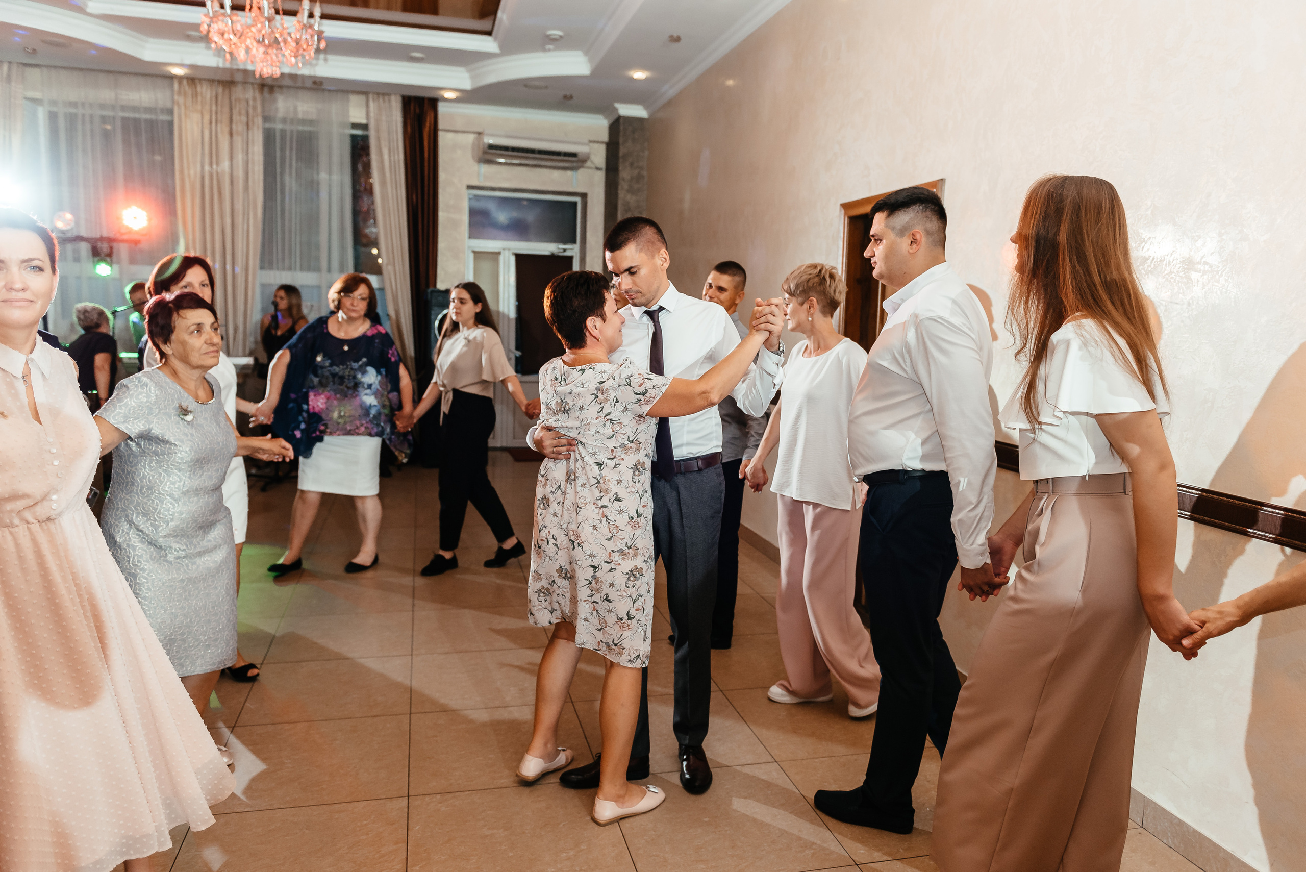 Весілля Юліі та Вови. Весільний та сімейний фотограф Україна