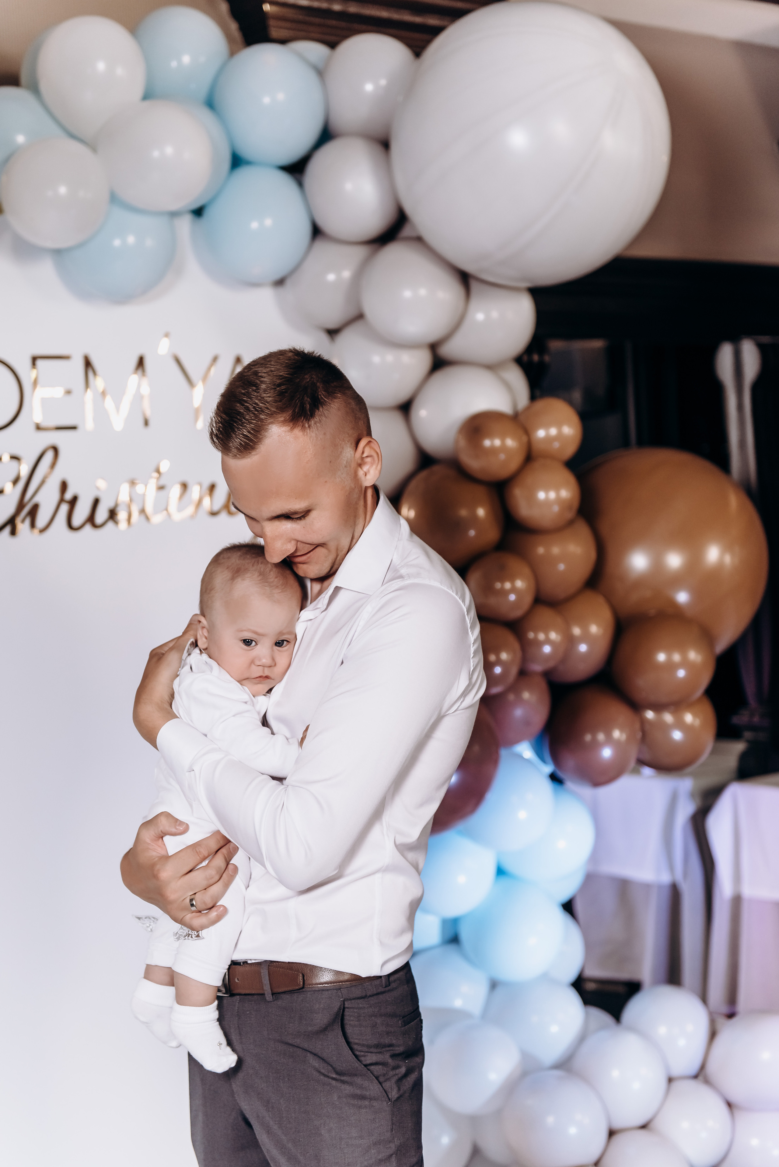 Хрещення Дем"яна. Весільний та сімейний фотограф Україна