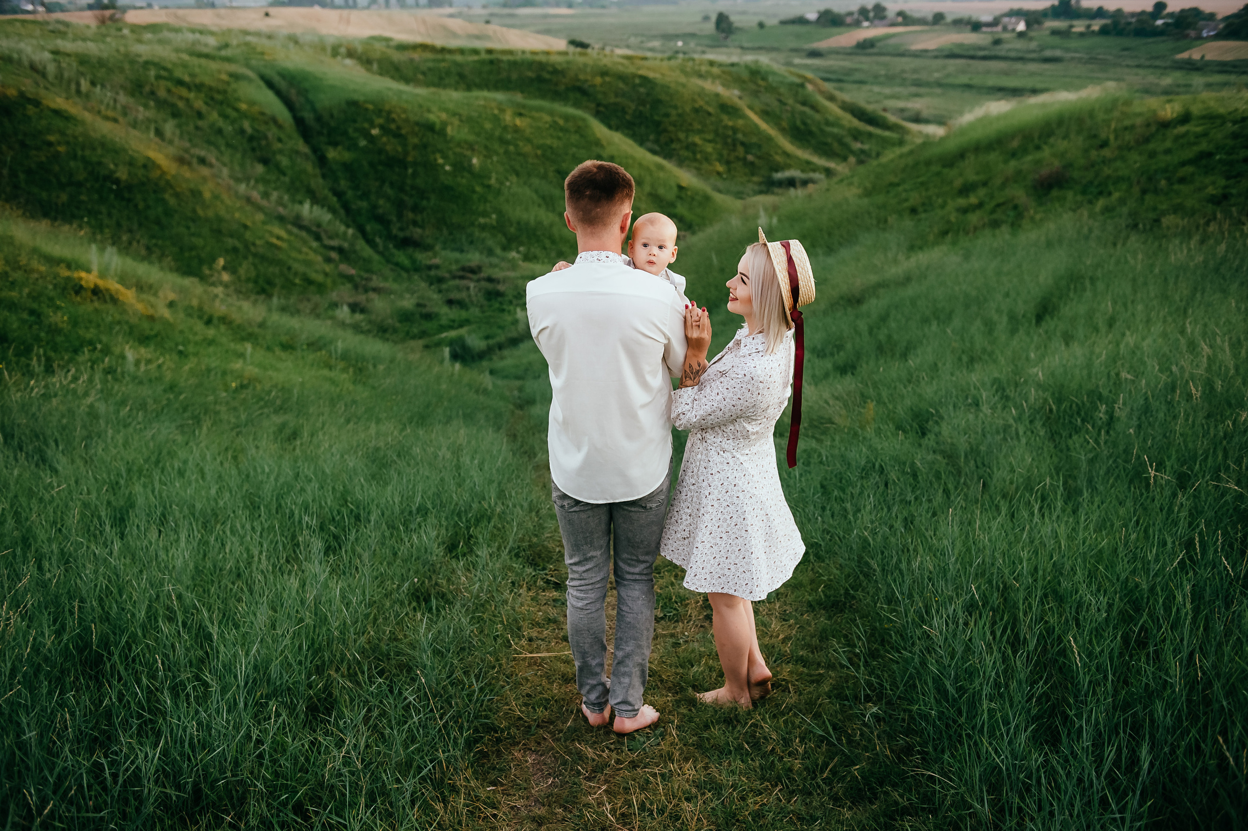 Аня сім*я. Весільний та сімейний фотограф Україна