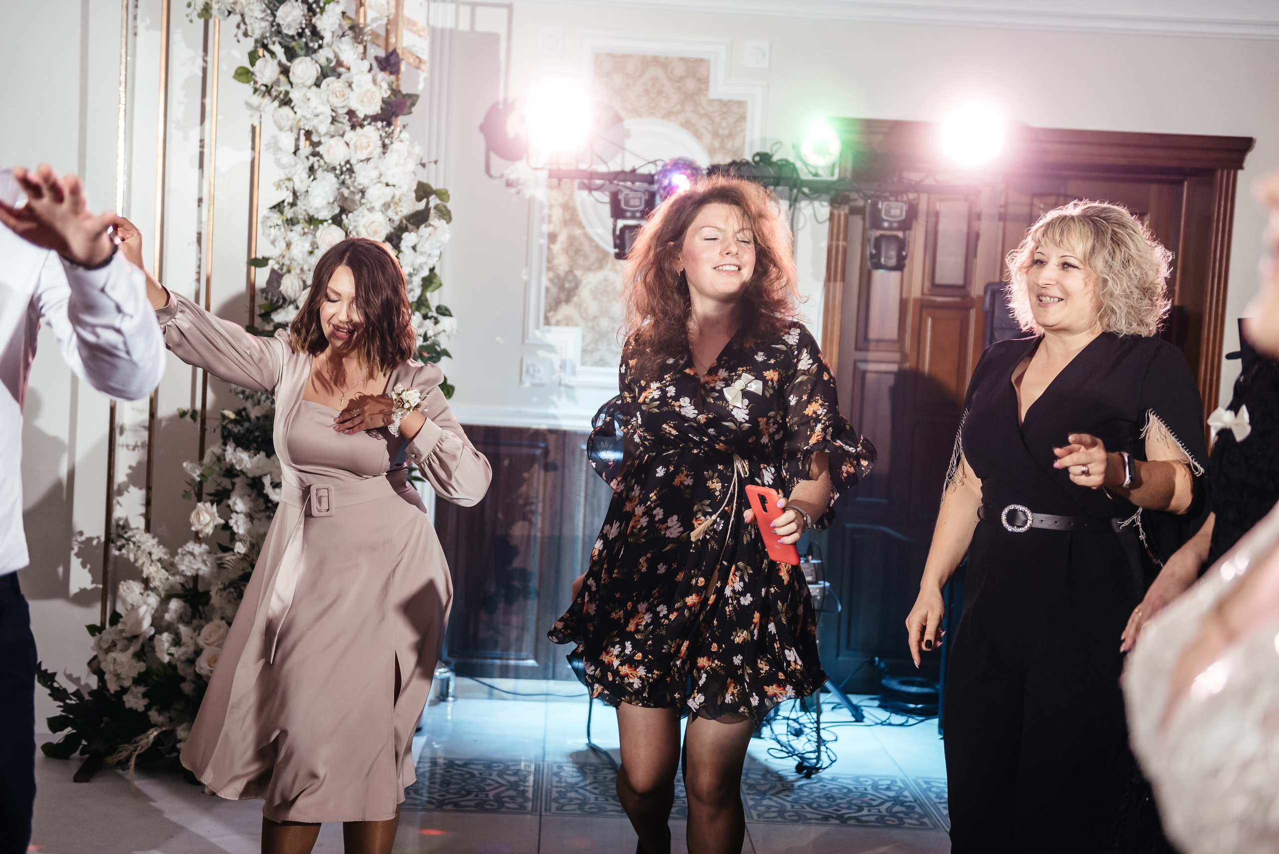 Аня та Кирил весілля. Весільний та сімейний фотограф Україна