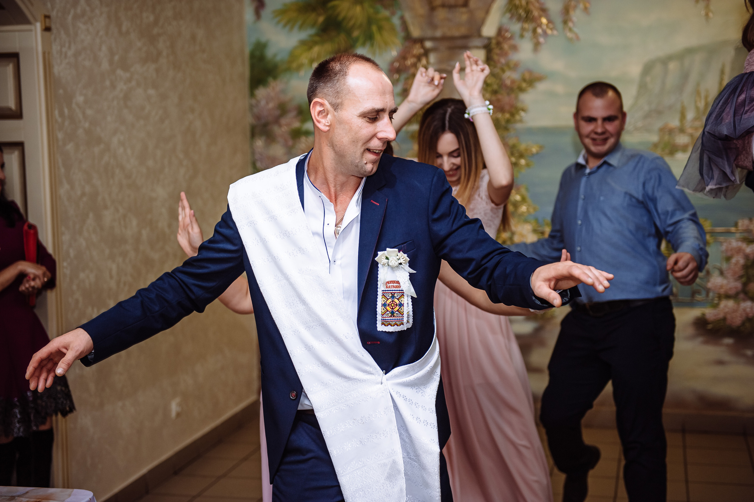 Весільна фотосесія. Весільний та сімейний фотограф Україна