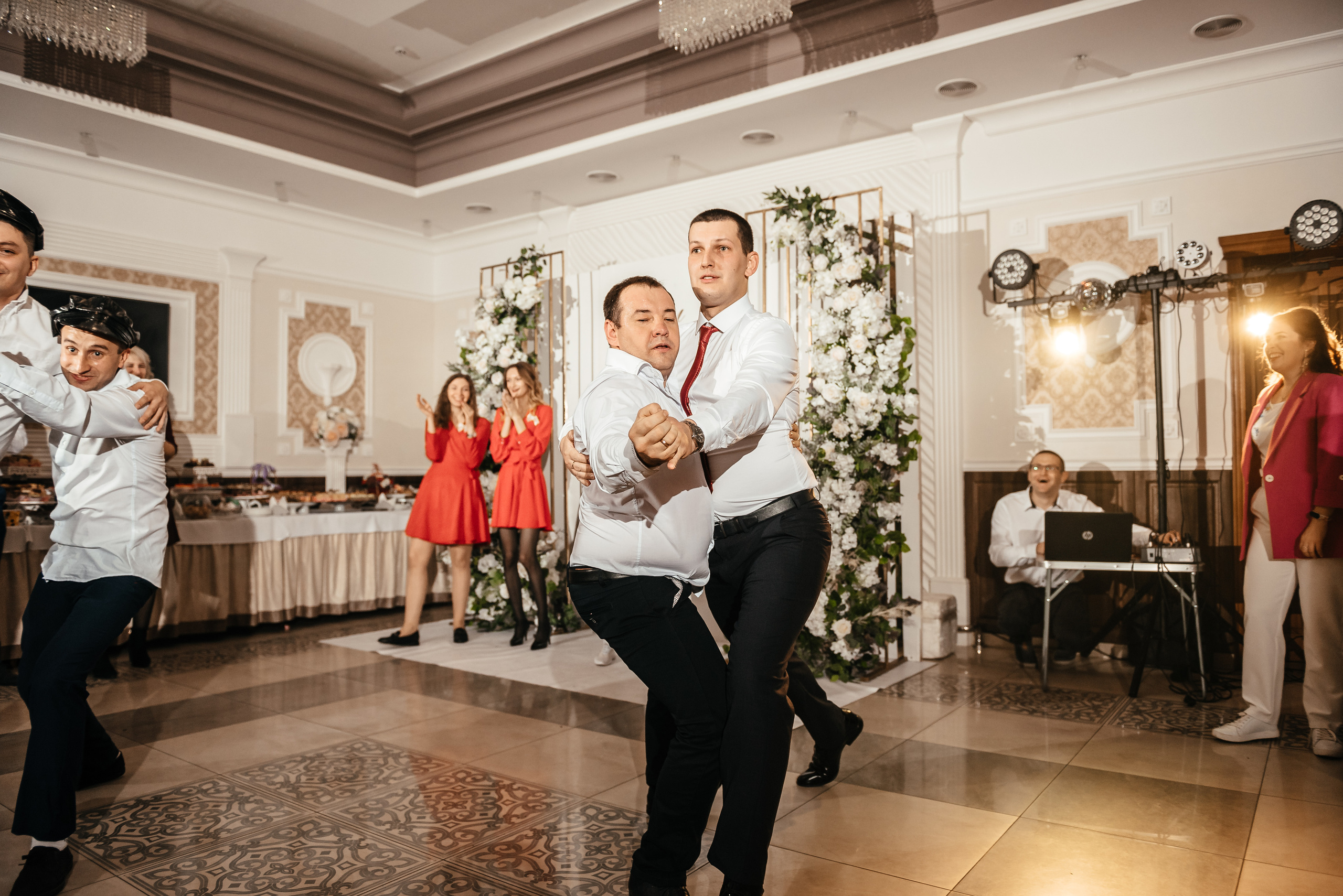 Аня та Кирил весілля. Весільний та сімейний фотограф Україна