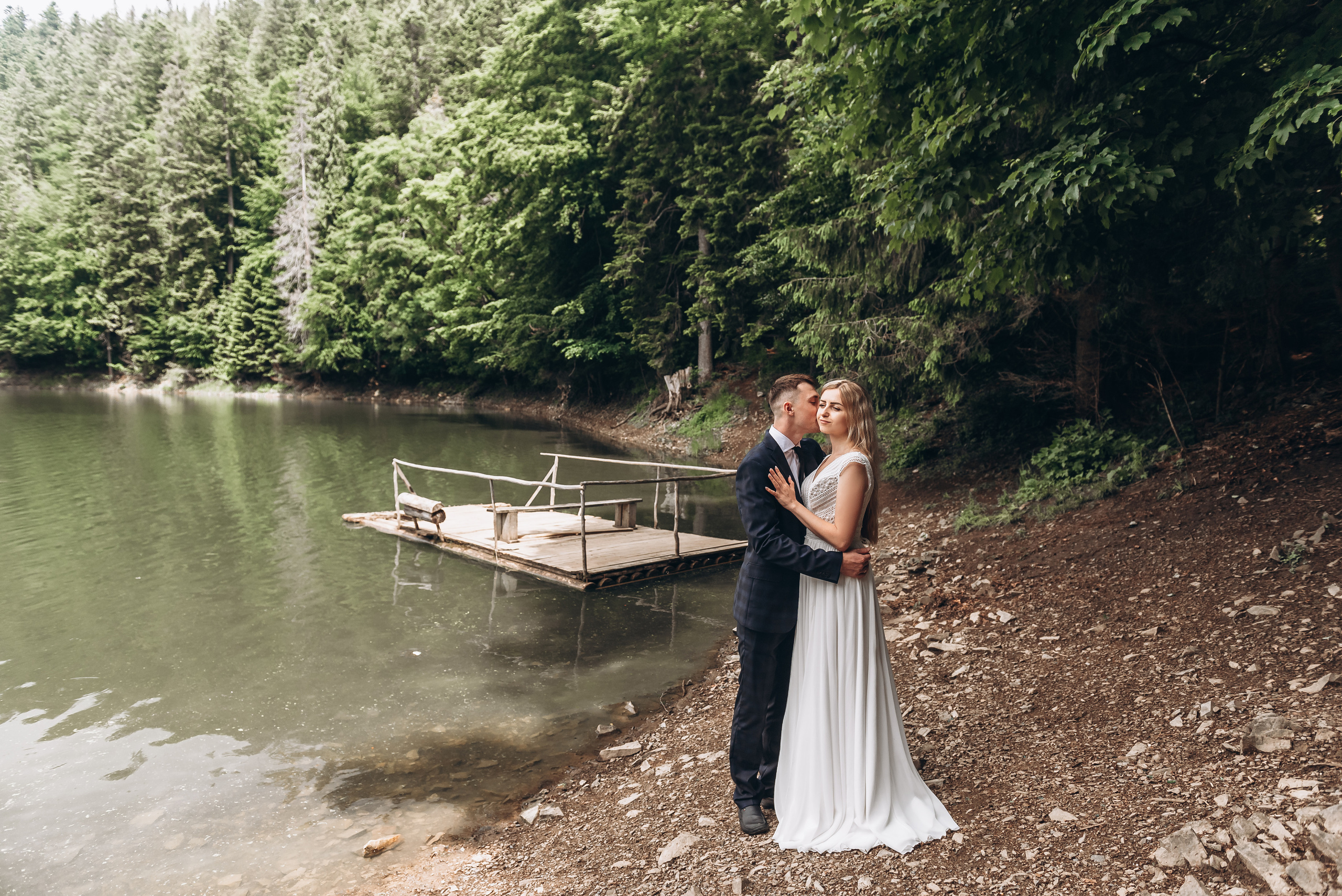 Історія кохання Ані та Максима озеро Синевір. Весільний та сімейний фотограф Україна