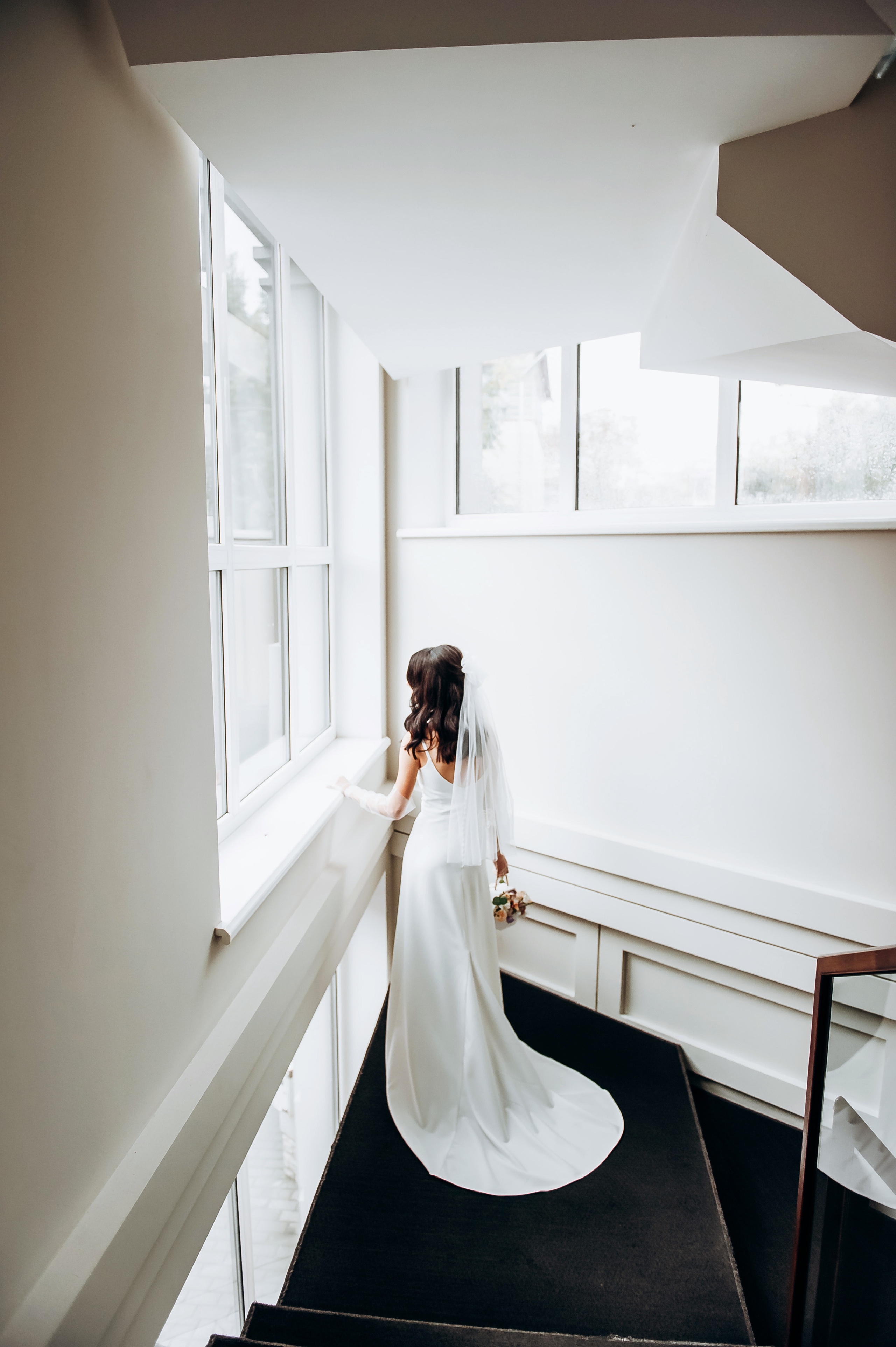 Вінчання Вікторіі та Валерія. Весільний та сімейний фотограф Україна