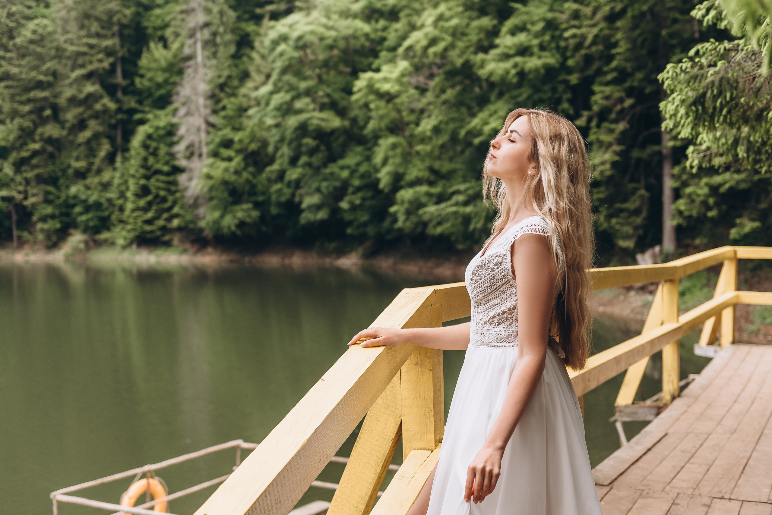 Історія кохання Ані та Максима озеро Синевір. Весільний та сімейний фотограф Україна