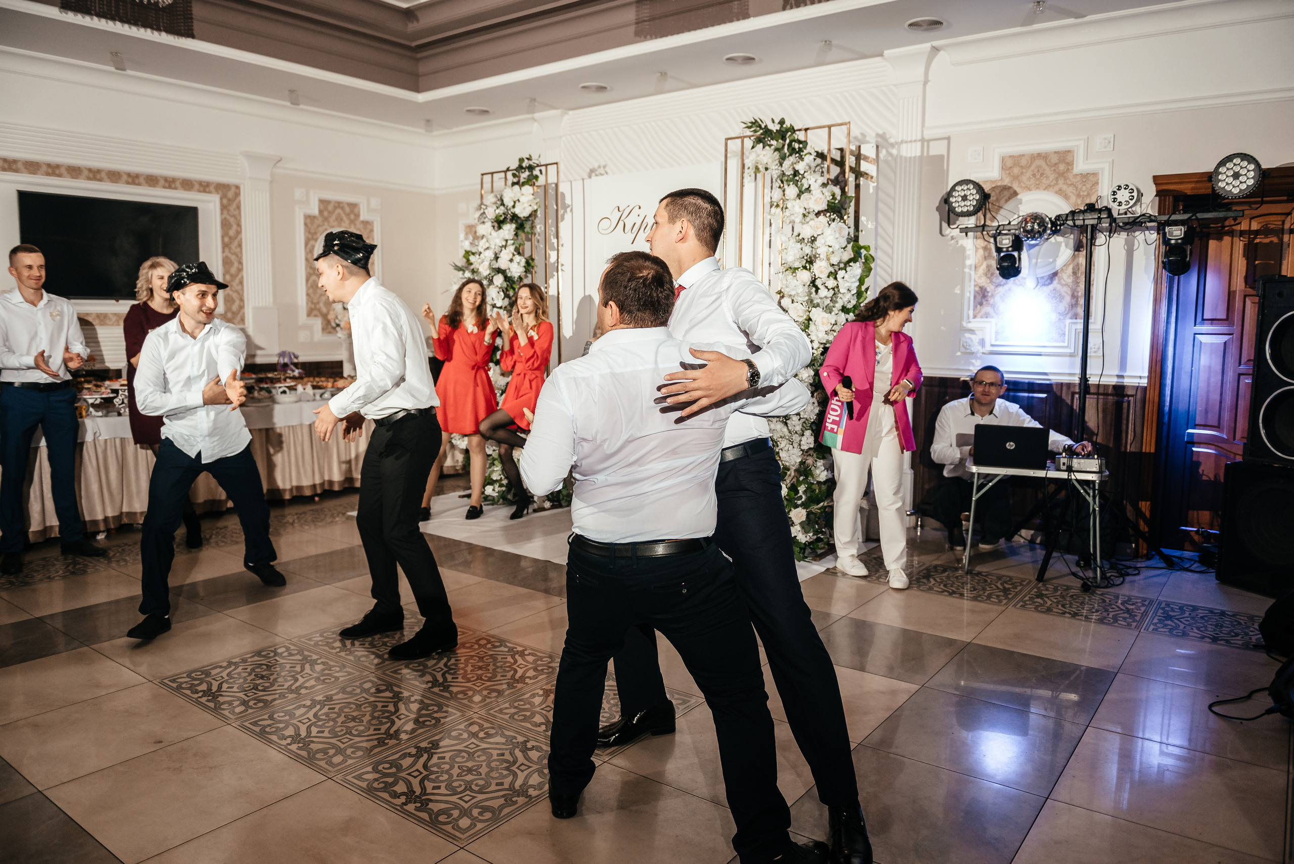 Аня та Кирил весілля. Весільний та сімейний фотограф Україна