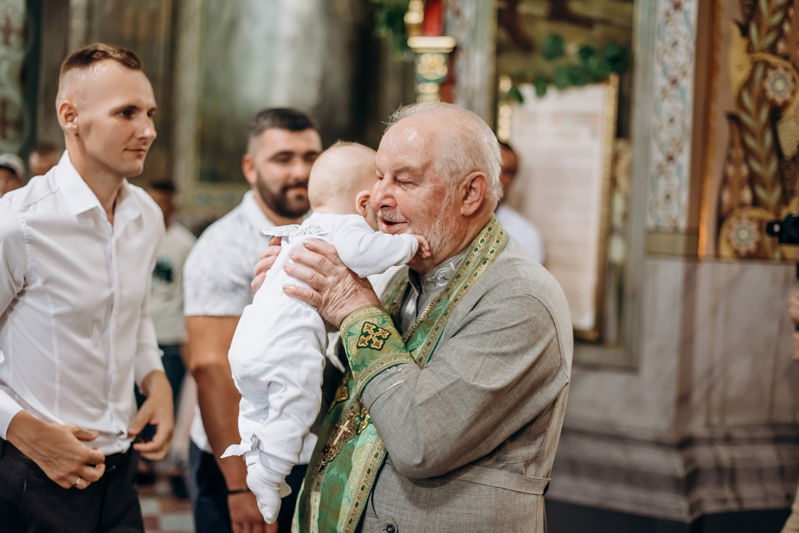 Хрещення Дем"яна. Весільний та сімейний фотограф Україна