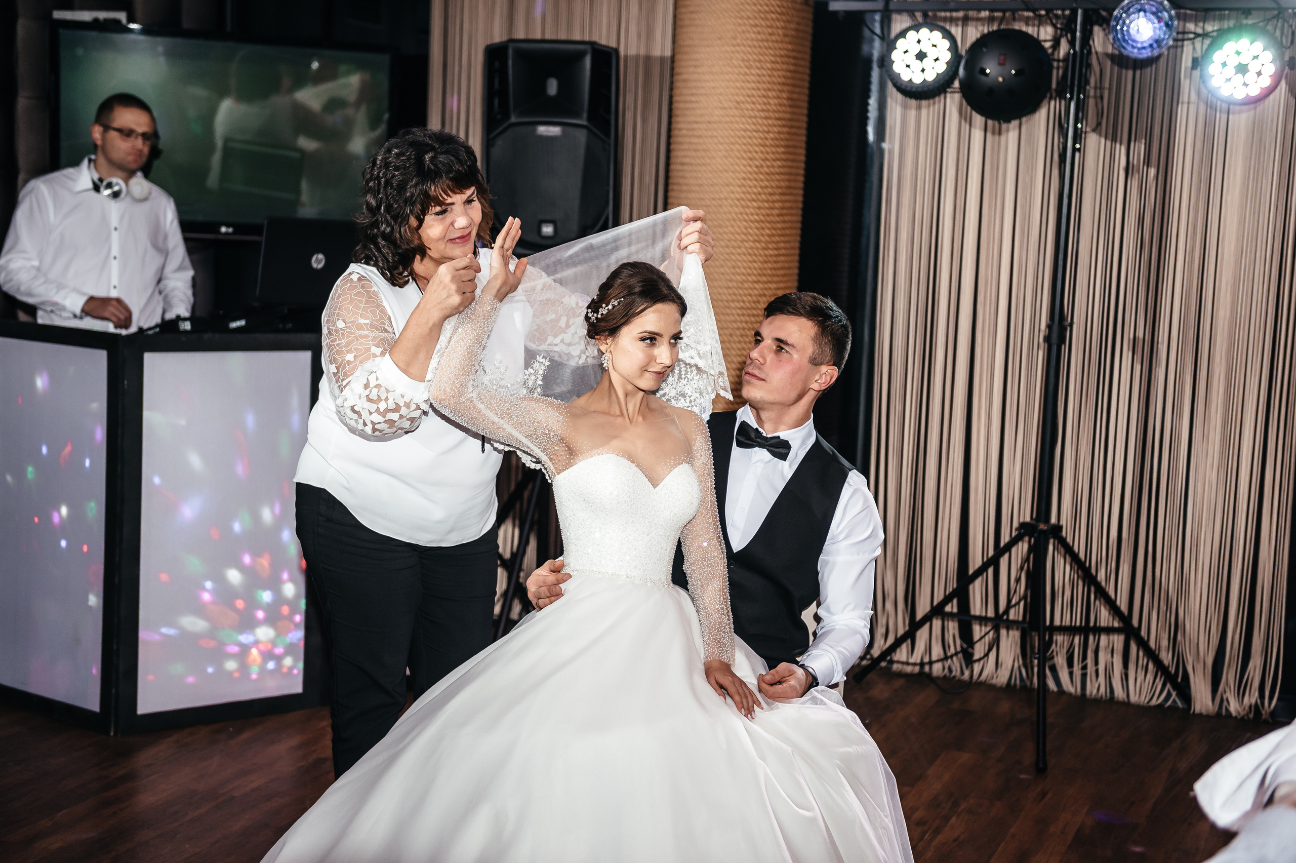 Юлія та Сергій (анонс). Весільний та сімейний фотограф Україна