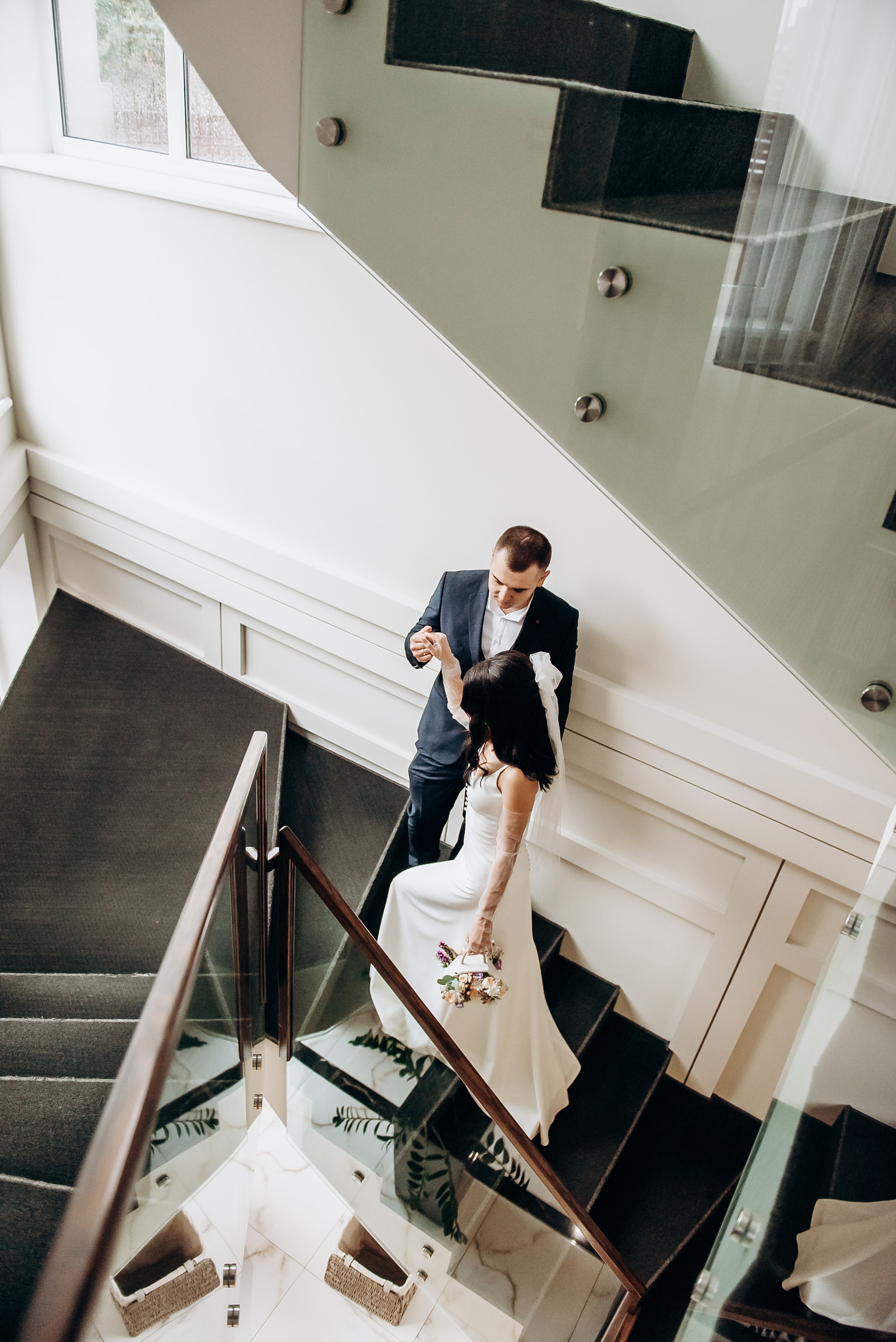 Вінчання Вікторіі та Валерія. Весільний та сімейний фотограф Україна