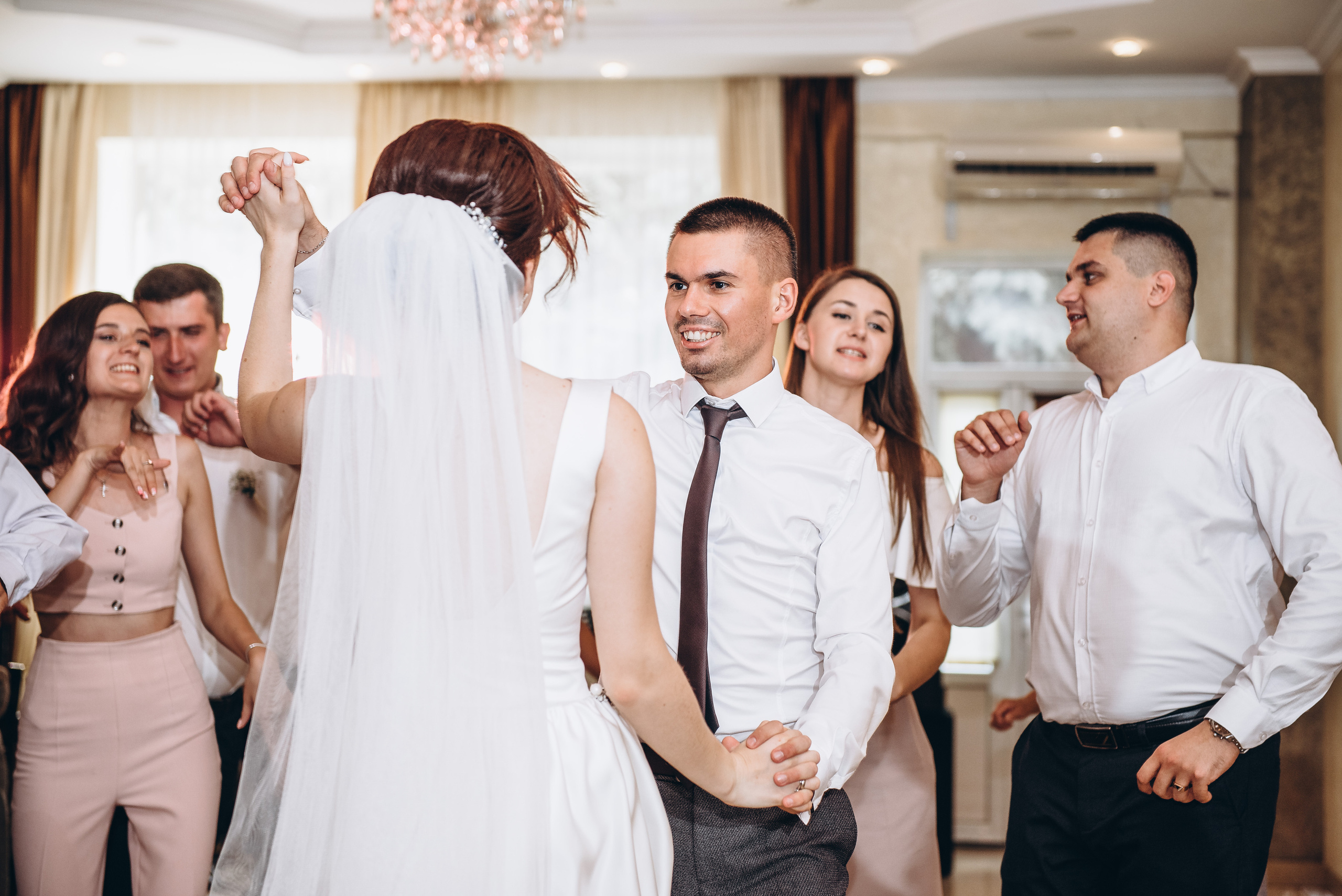 Весілля Юліі та Вови. Весільний та сімейний фотограф Україна