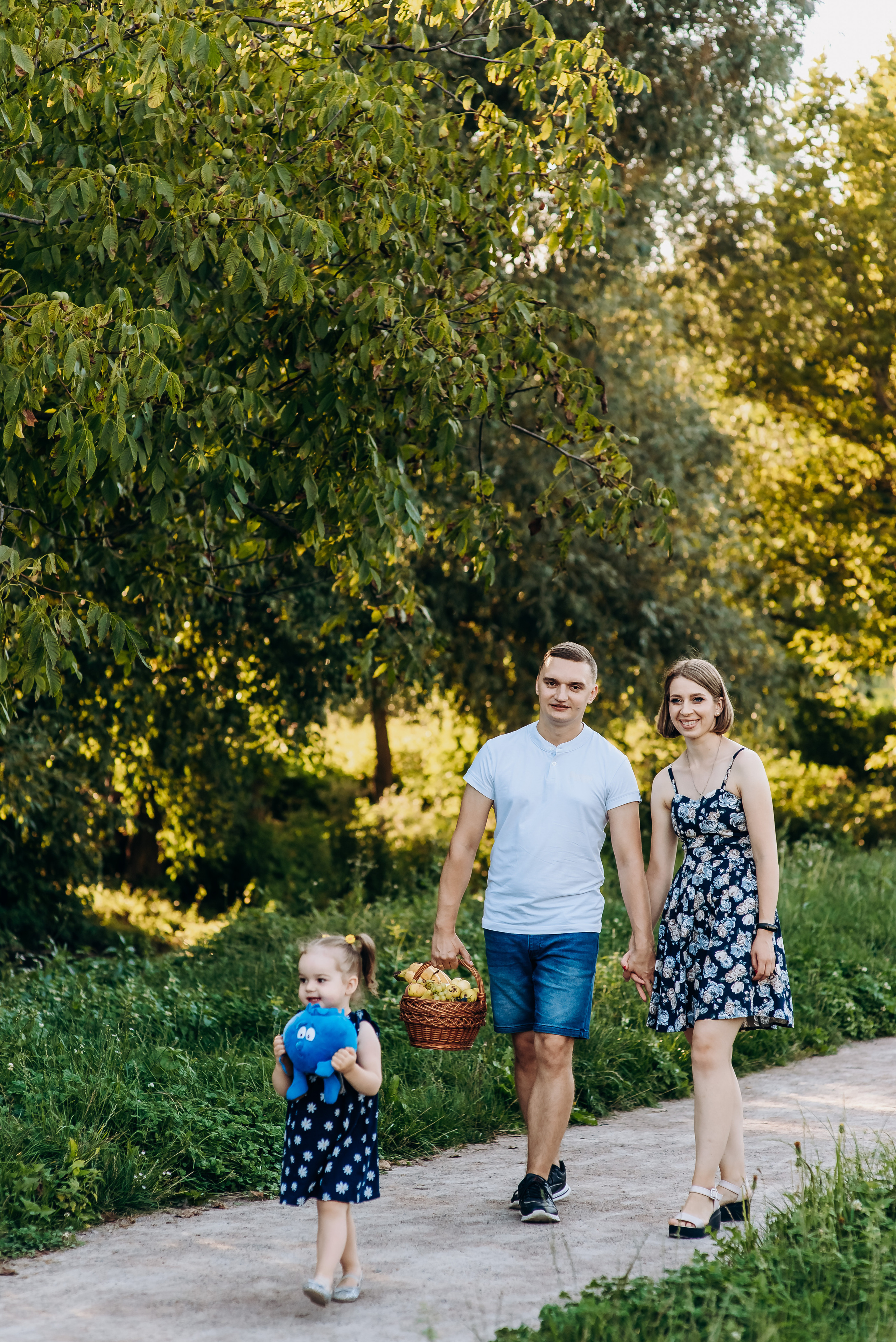 Надія сім"я. Весільний та сімейний фотограф Україна