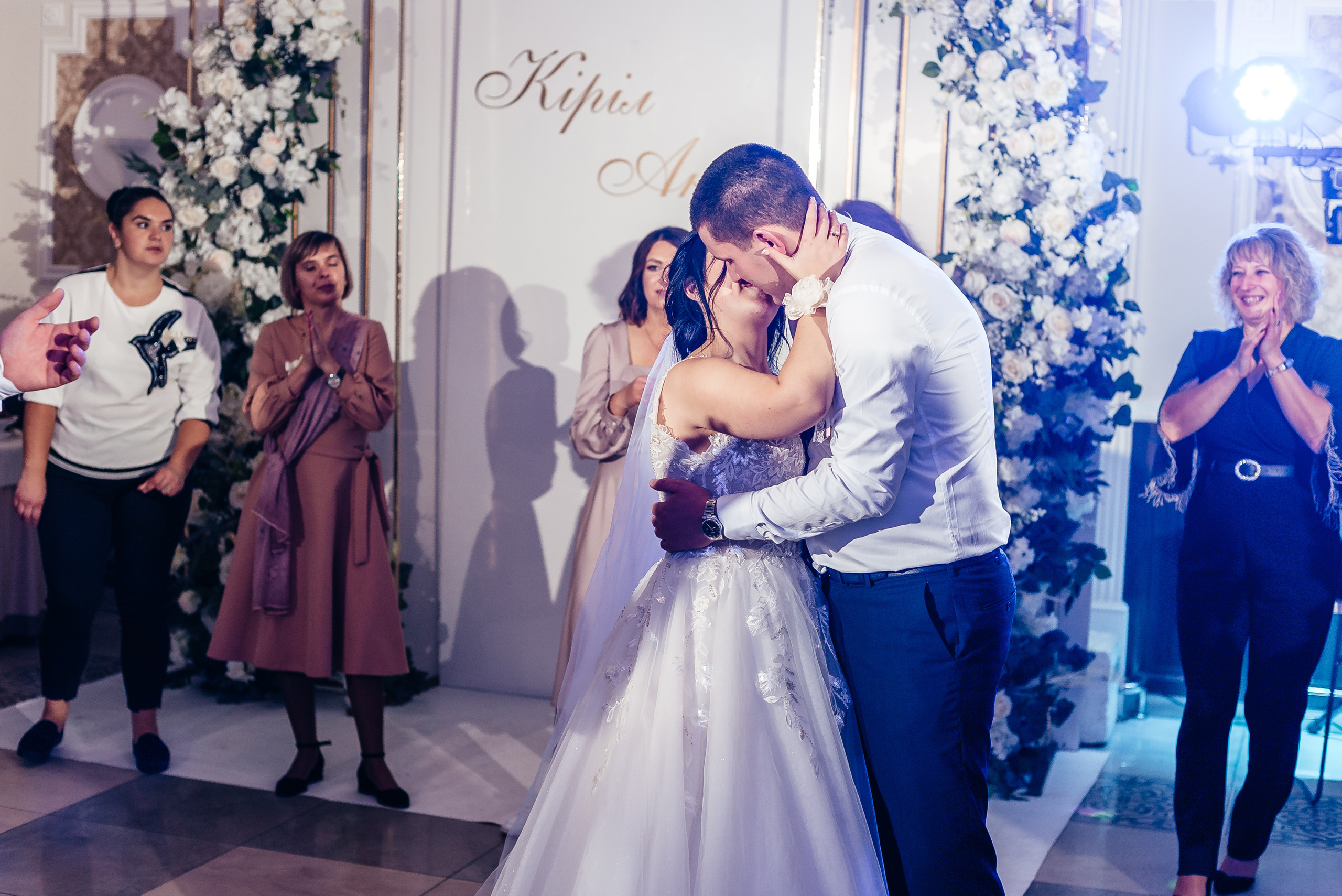 Аня та Кирил весілля. Весільний та сімейний фотограф Україна