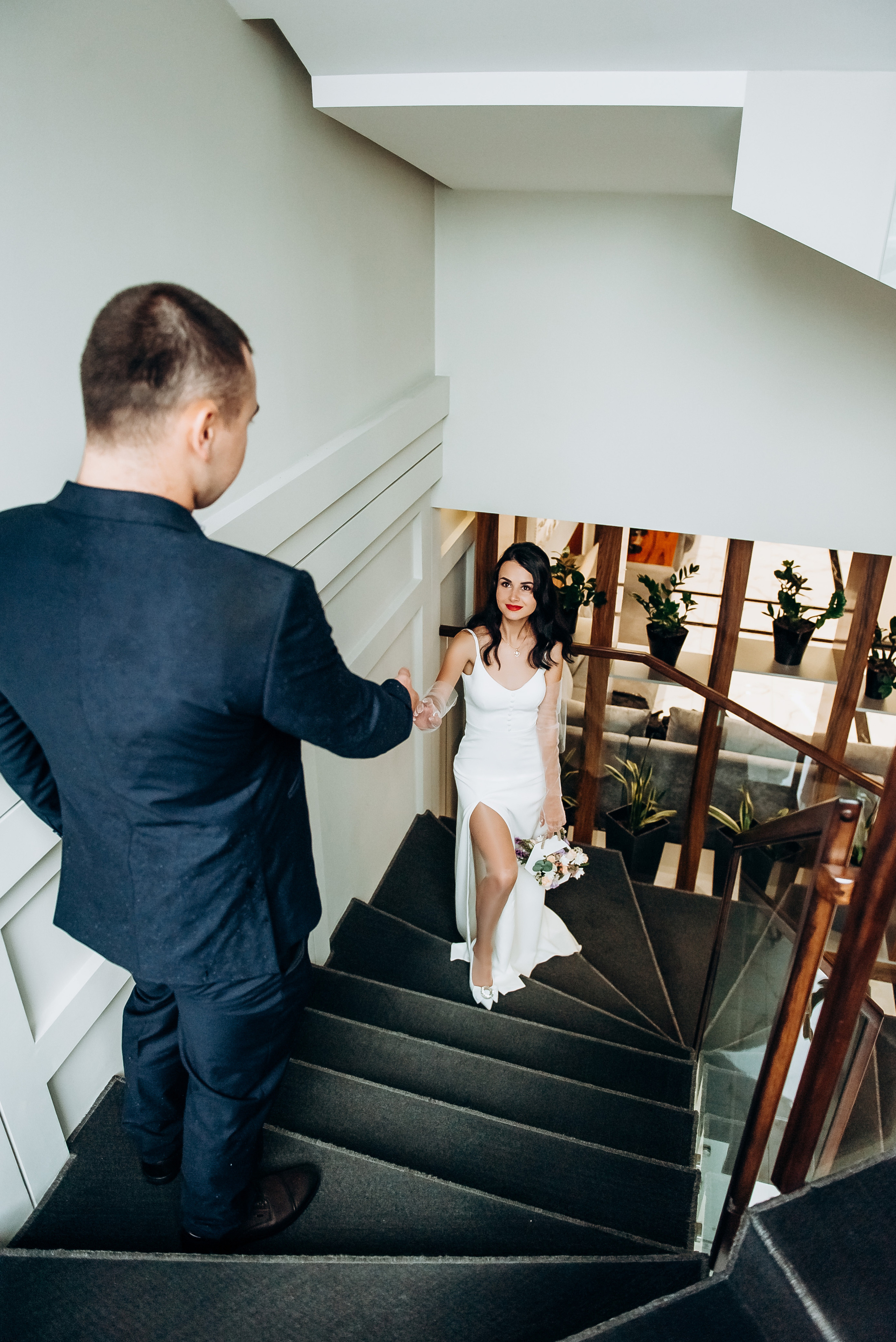 Вінчання Вікторіі та Валерія. Весільний та сімейний фотограф Україна