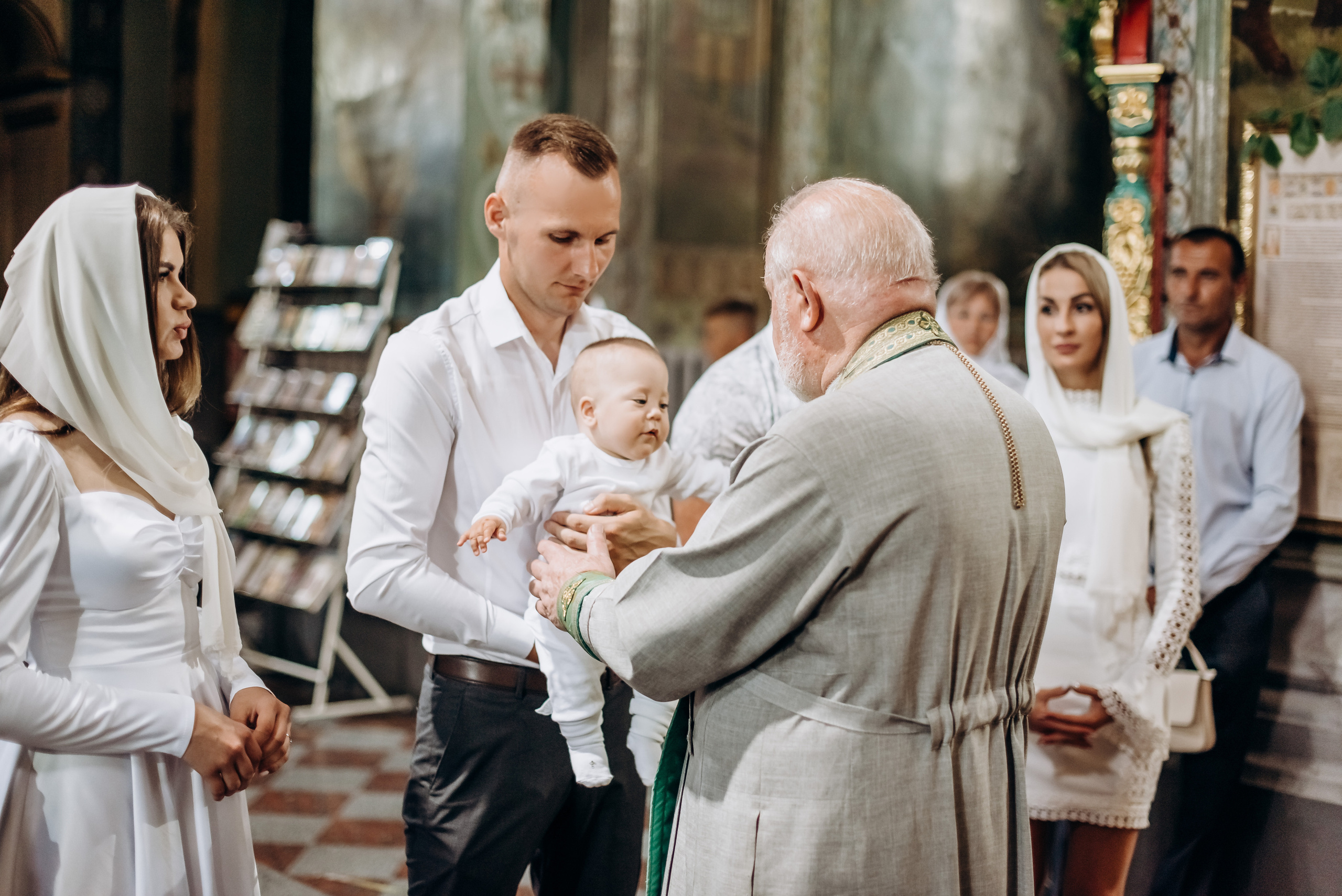 Хрещення Дем"яна. Весільний та сімейний фотограф Україна