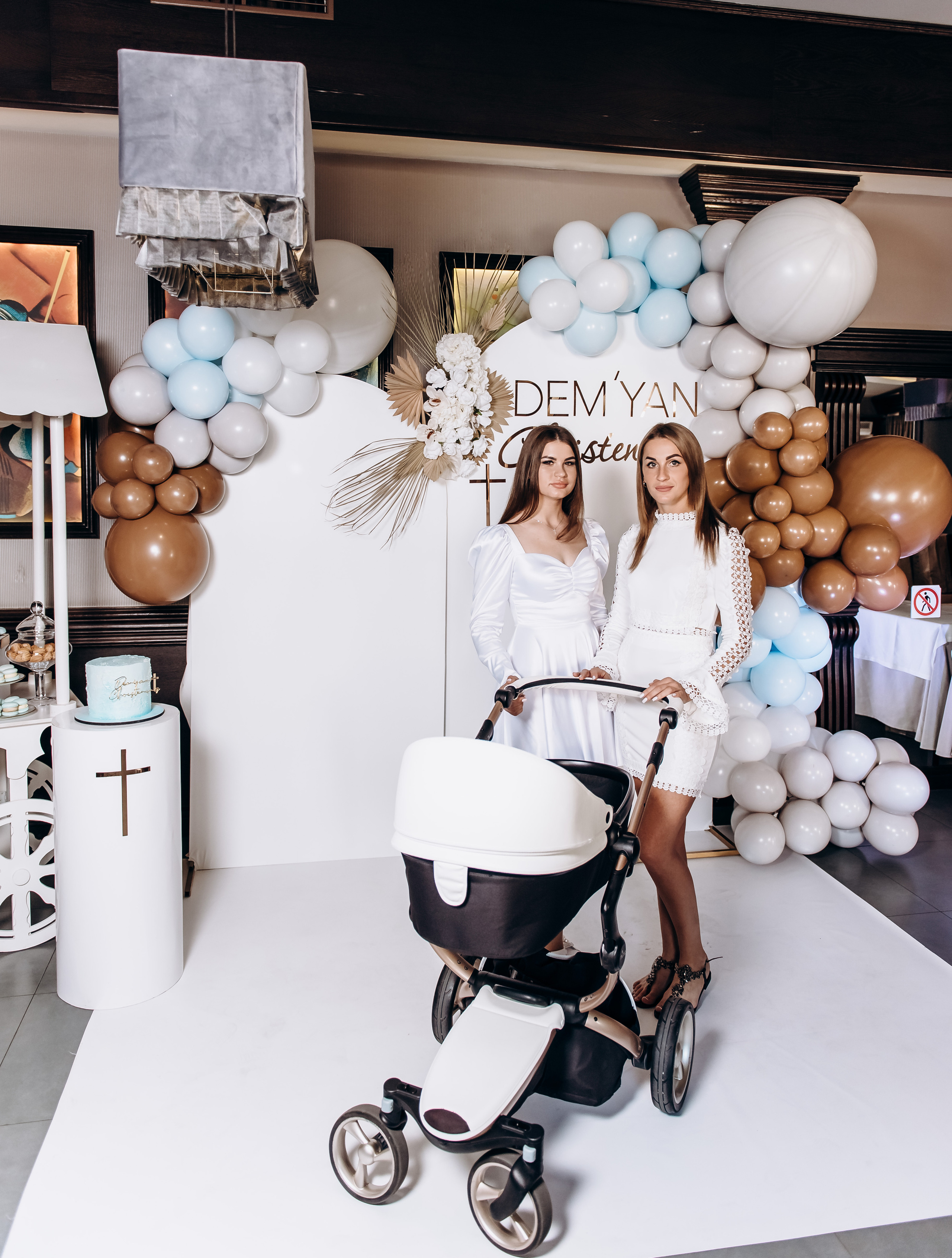 Хрещення Дем"яна. Весільний та сімейний фотограф Україна