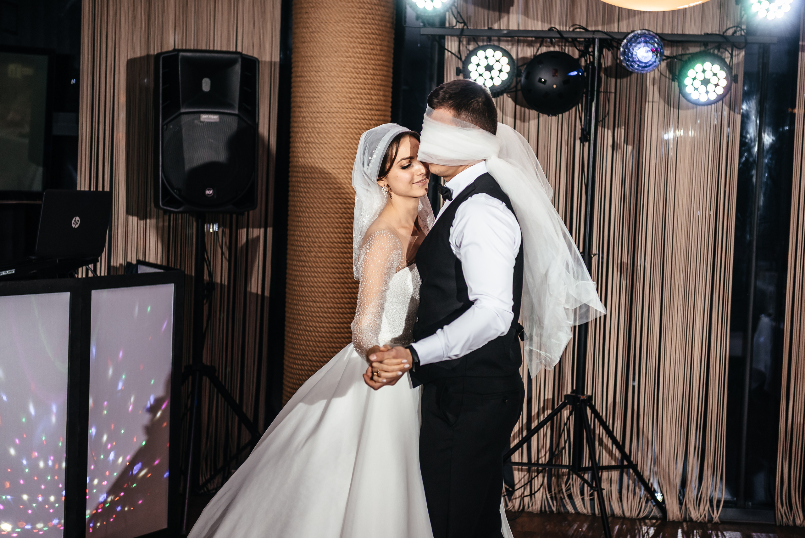 Юлія та Сергій (анонс). Весільний та сімейний фотограф Україна