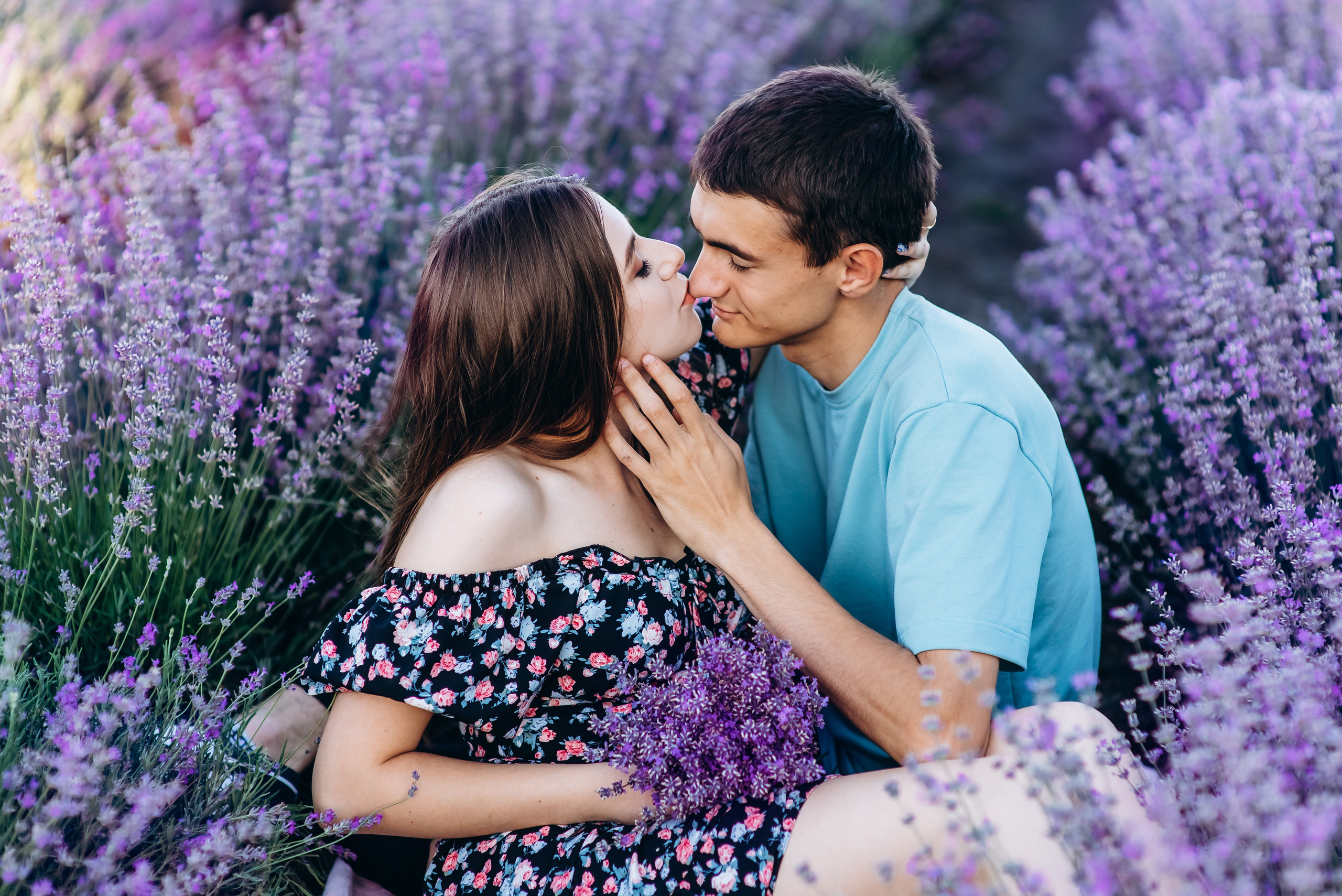 Таня і Діма лаванда. Весільний та сімейний фотограф Україна