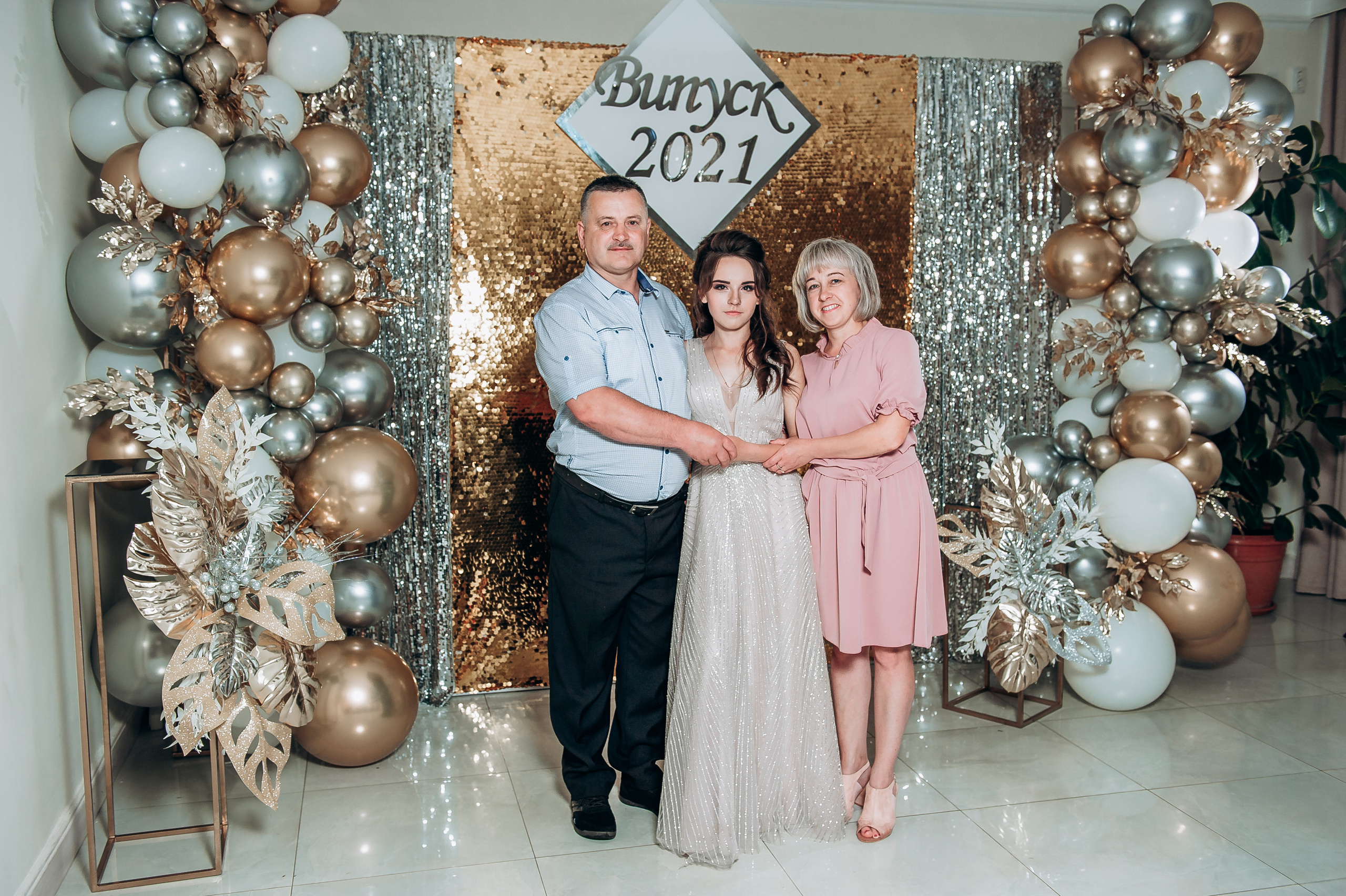 Випускники. Весільний та сімейний фотограф Україна