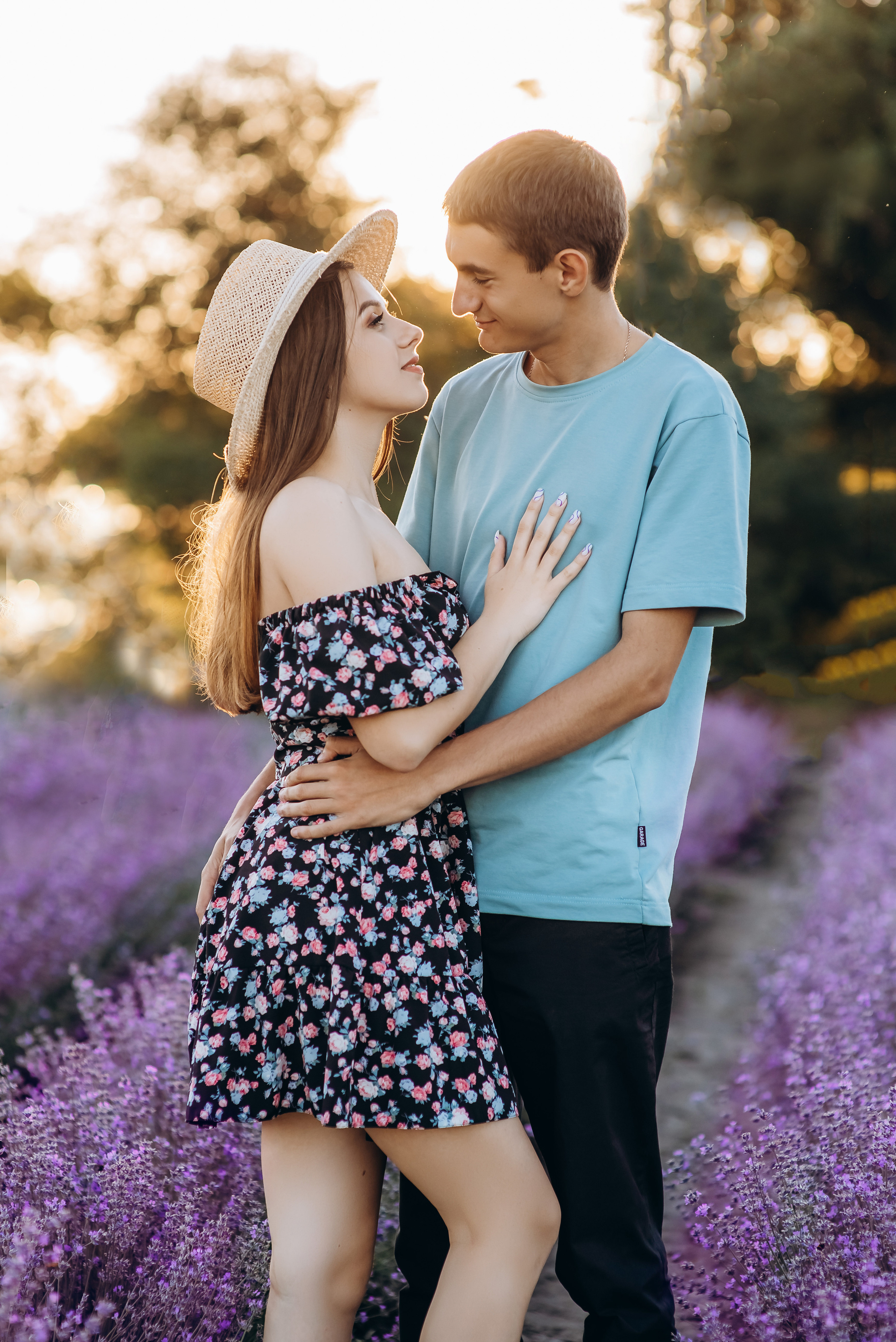 Таня і Діма лаванда. Весільний та сімейний фотограф Україна