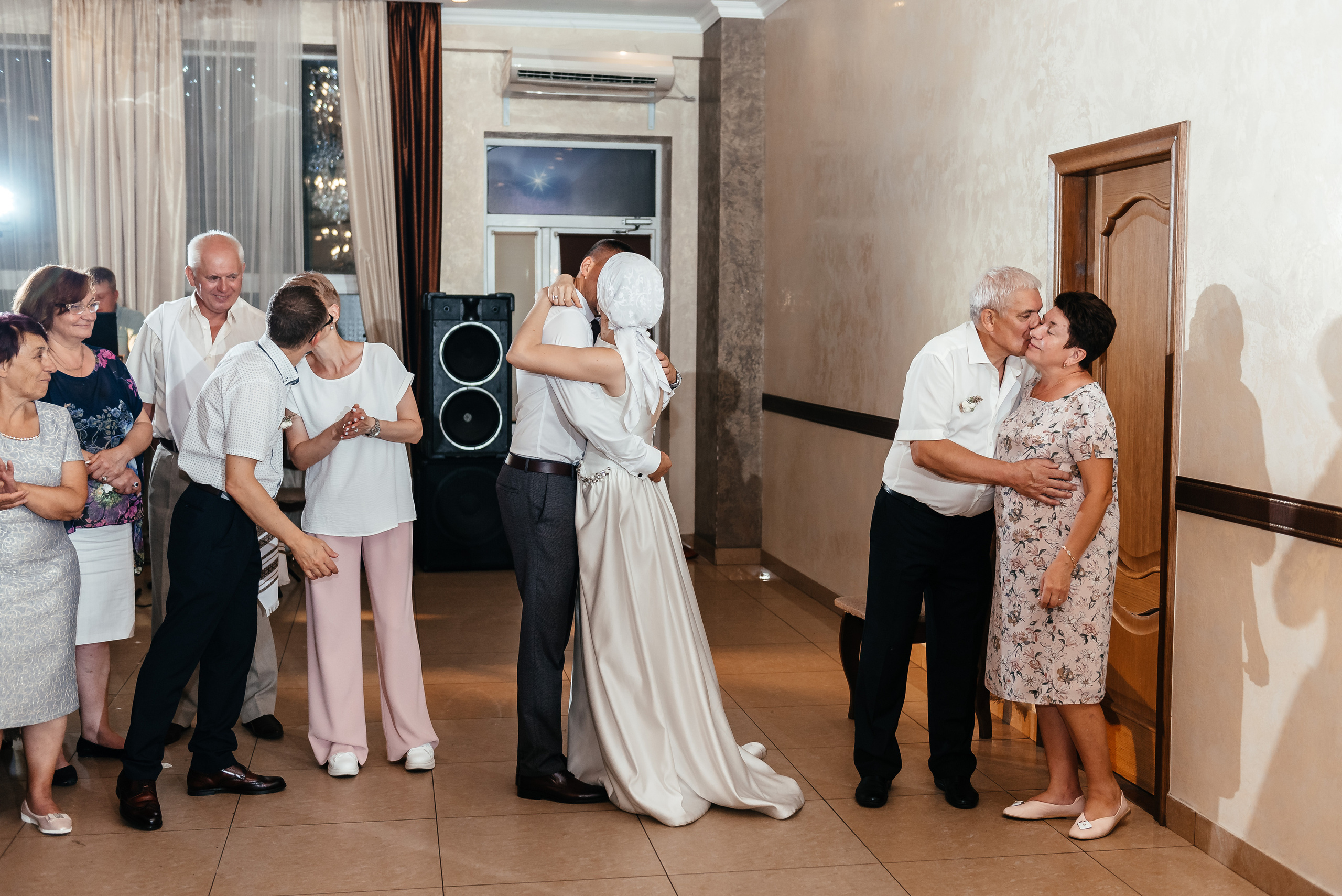 Весілля Юліі та Вови. Весільний та сімейний фотограф Україна