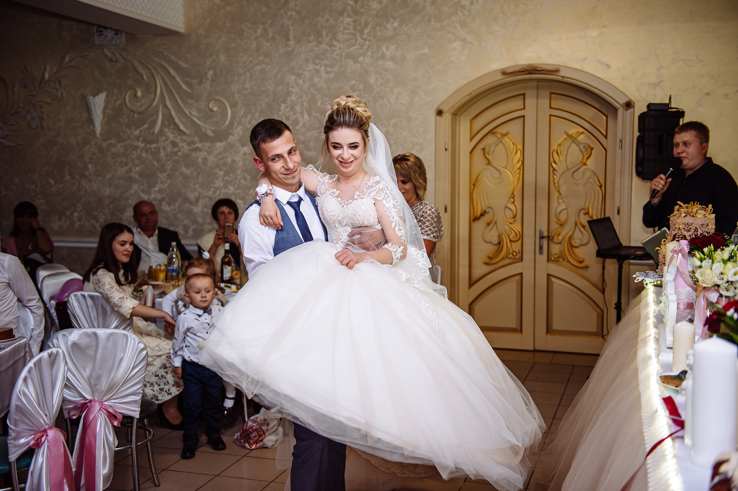 Весільна фотосесія. Весільний та сімейний фотограф Україна