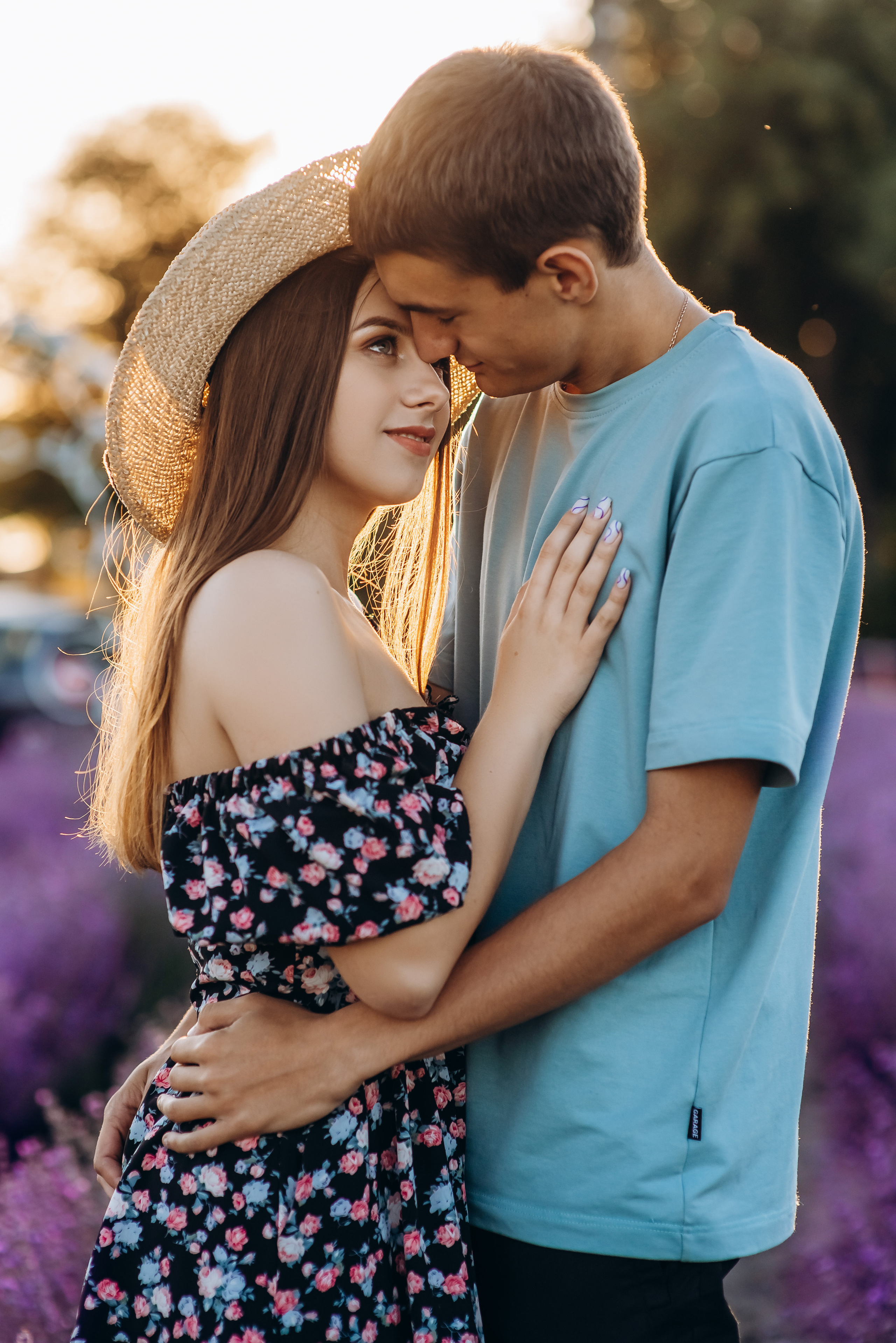 Таня і Діма лаванда. Весільний та сімейний фотограф Україна