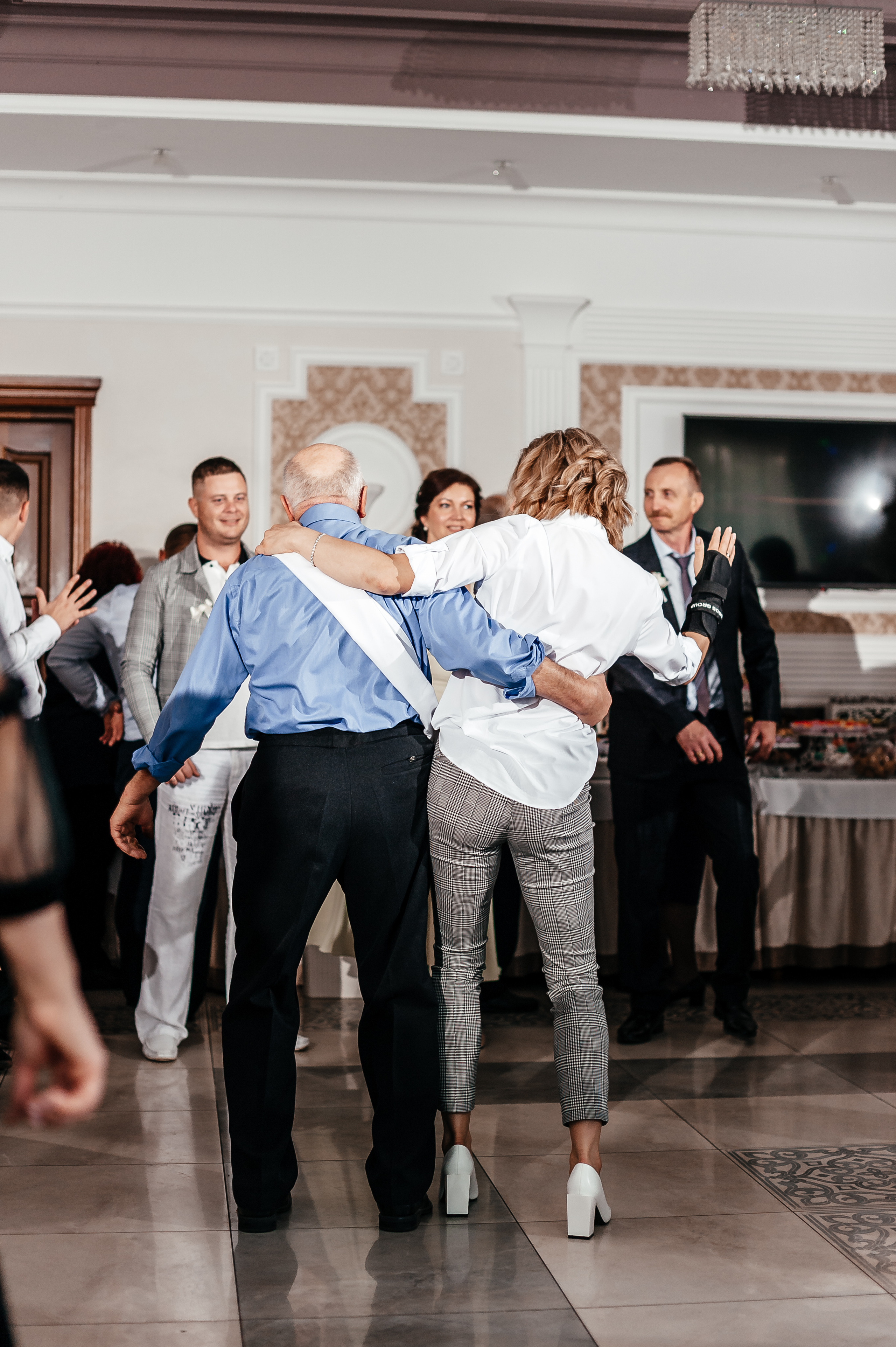 Аня та Кирил весілля. Весільний та сімейний фотограф Україна