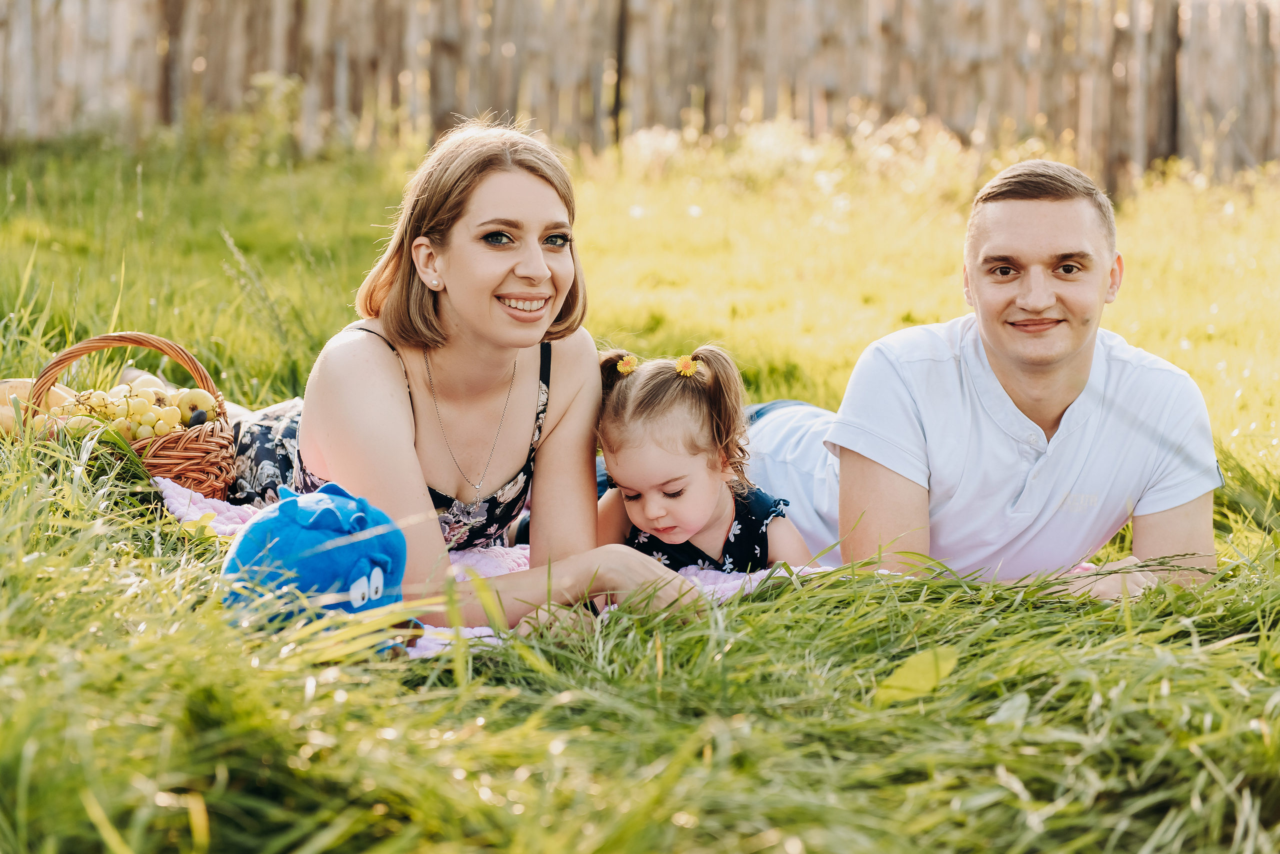 Надія сім"я. Весільний та сімейний фотограф Україна