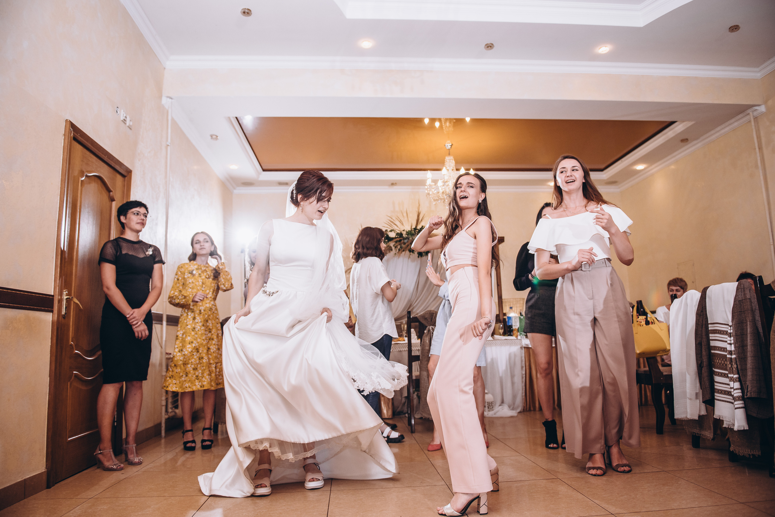 Весілля Юліі та Вови. Весільний та сімейний фотограф Україна