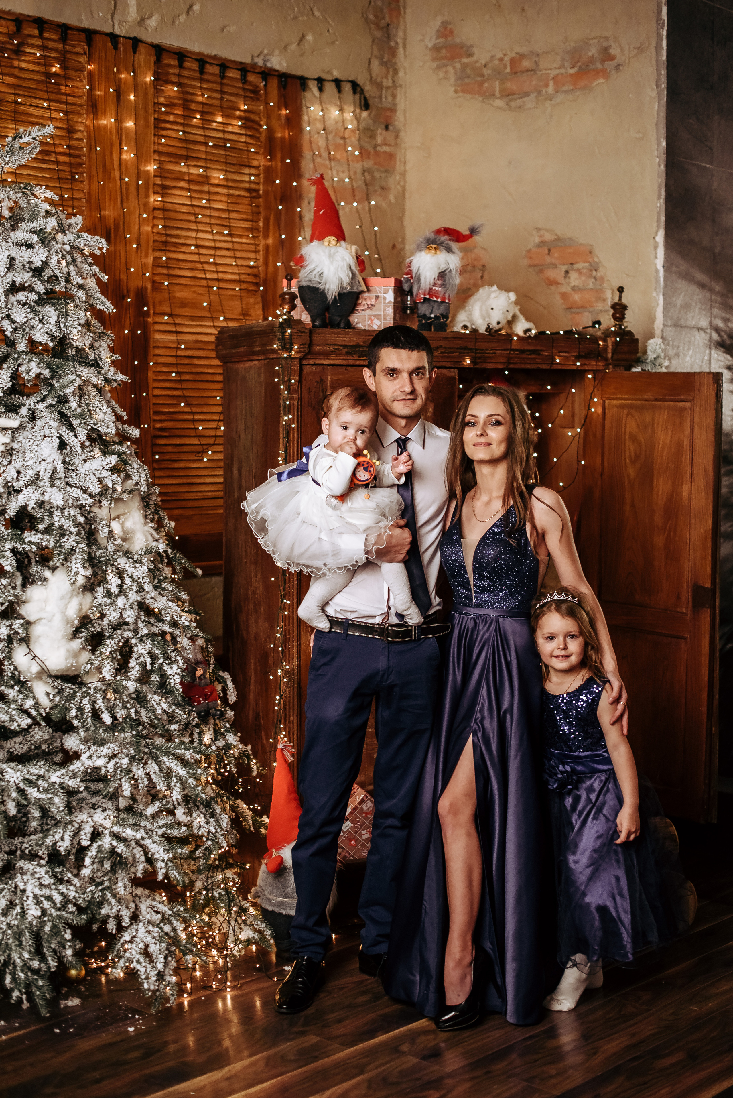 Новорічна та сімейн фотосесія. Весільний та сімейний фотограф Україна