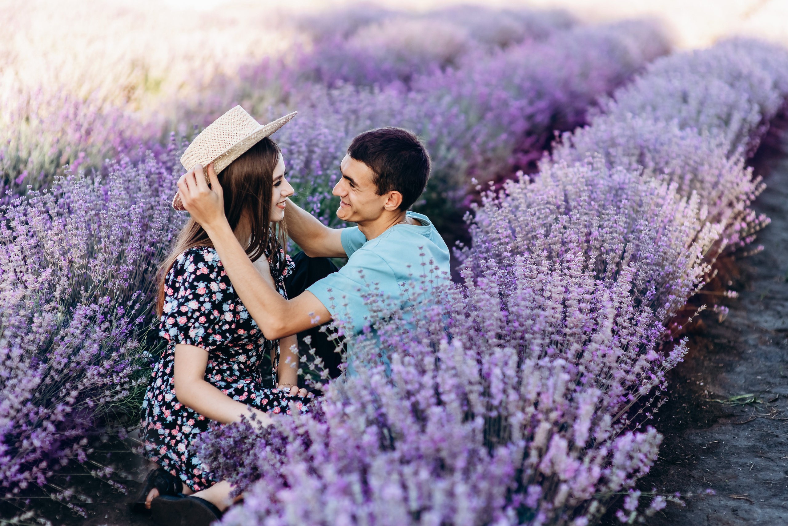 Таня і Діма лаванда. Весільний та сімейний фотограф Україна
