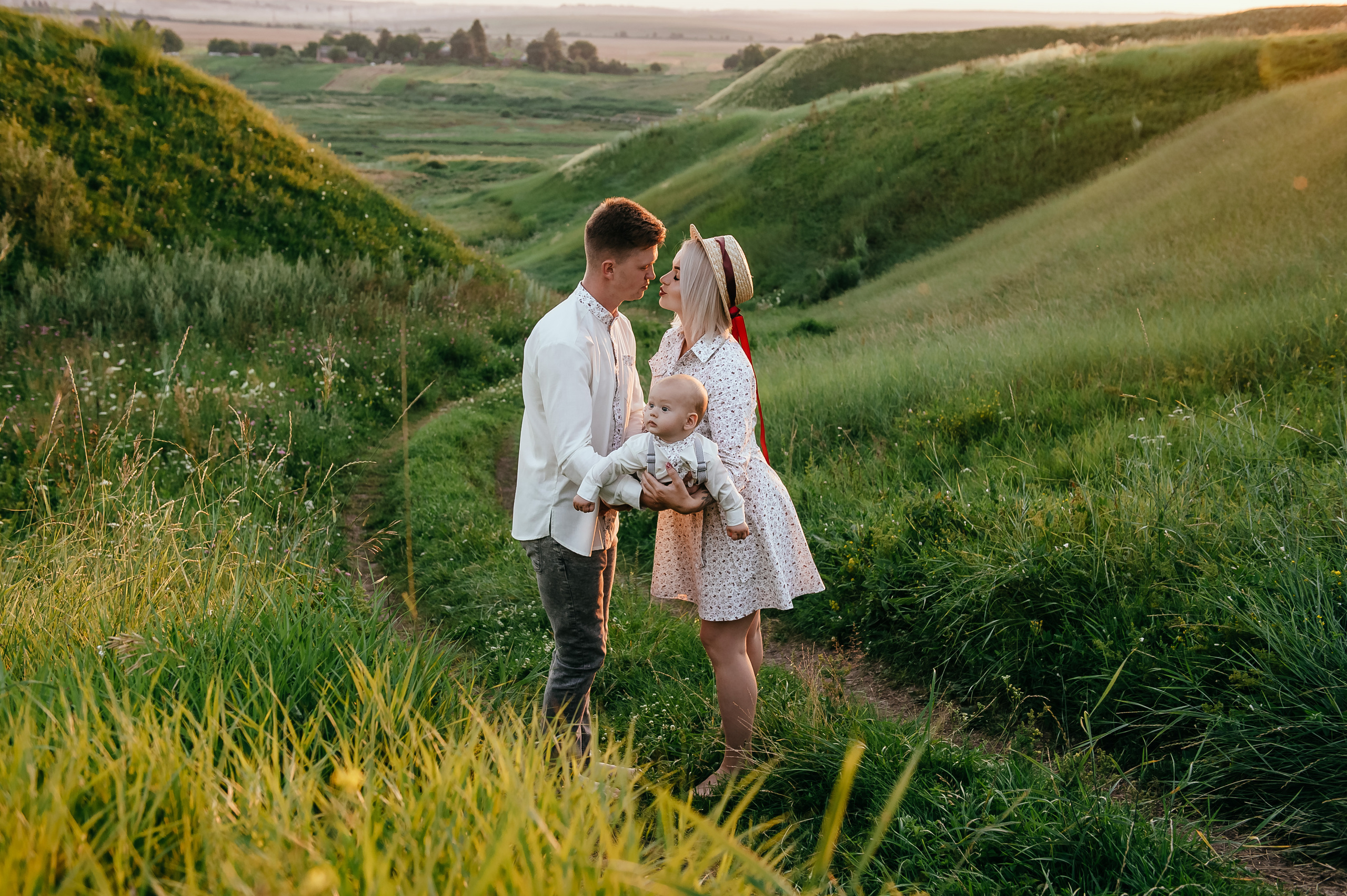 Аня сім*я. Весільний та сімейний фотограф Україна