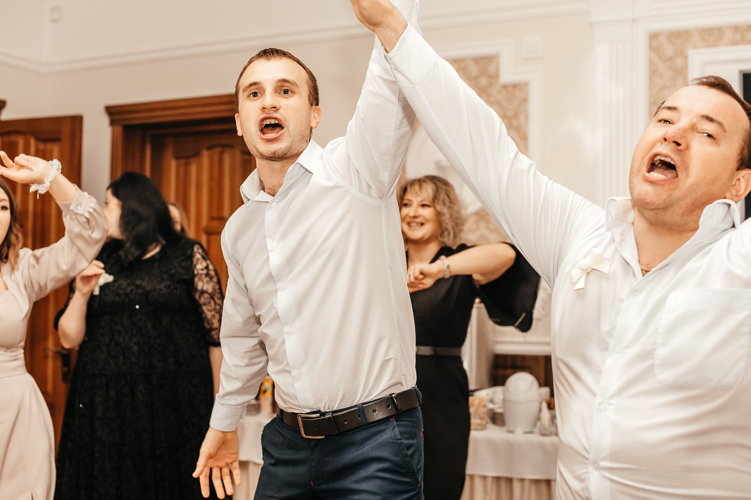 Аня та Кирил весілля. Весільний та сімейний фотограф Україна