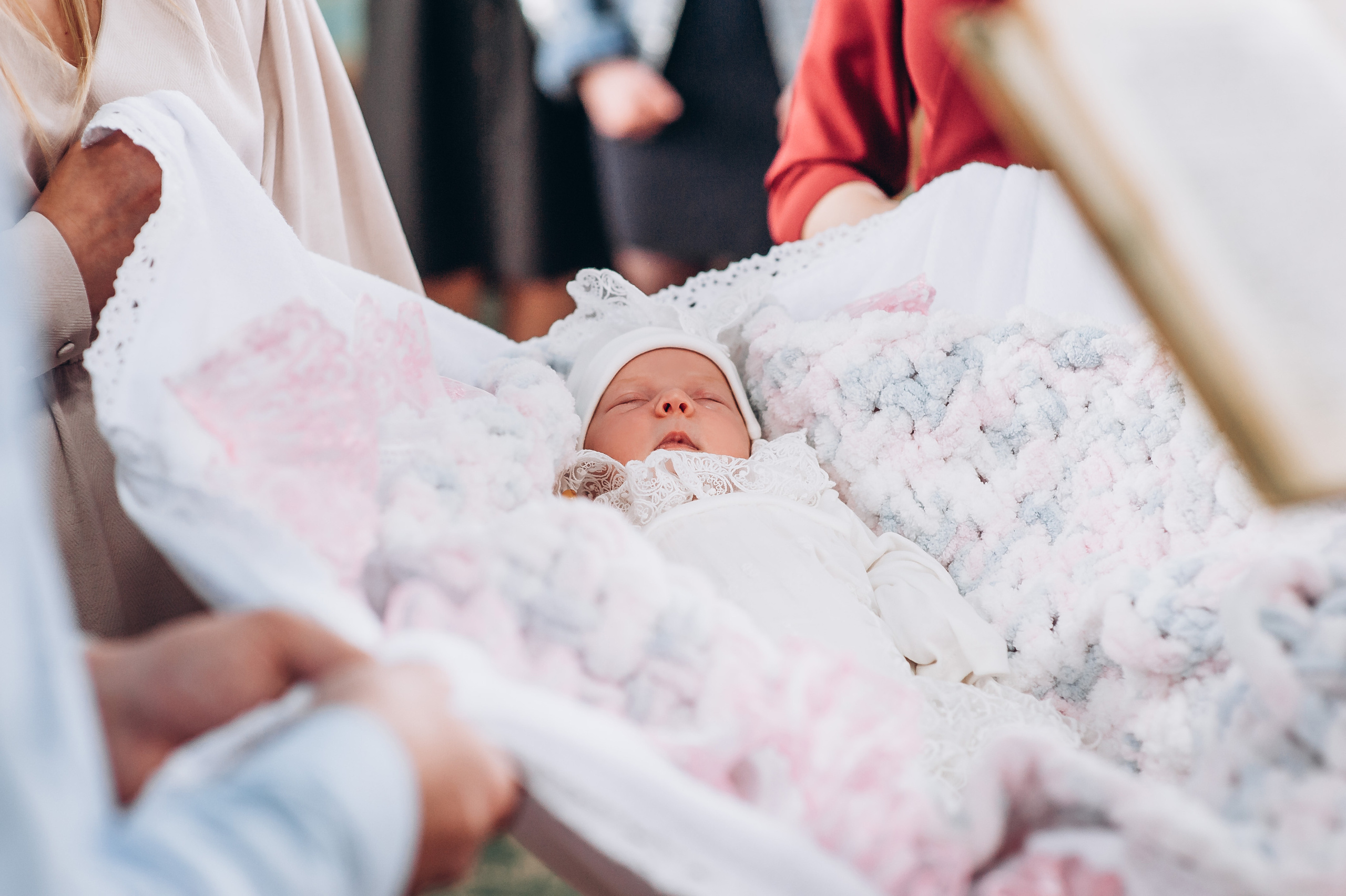 Таінство хрещення. Весільний та сімейний фотограф Україна